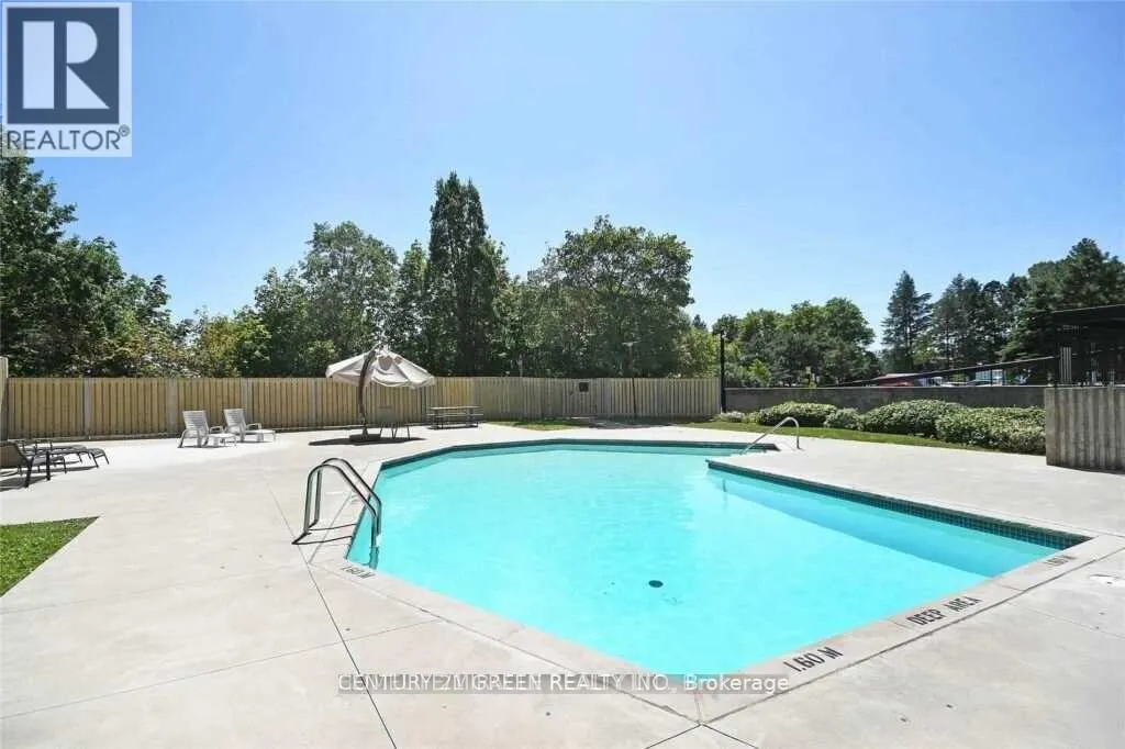 706 - 2556 ARGYLE ROAD