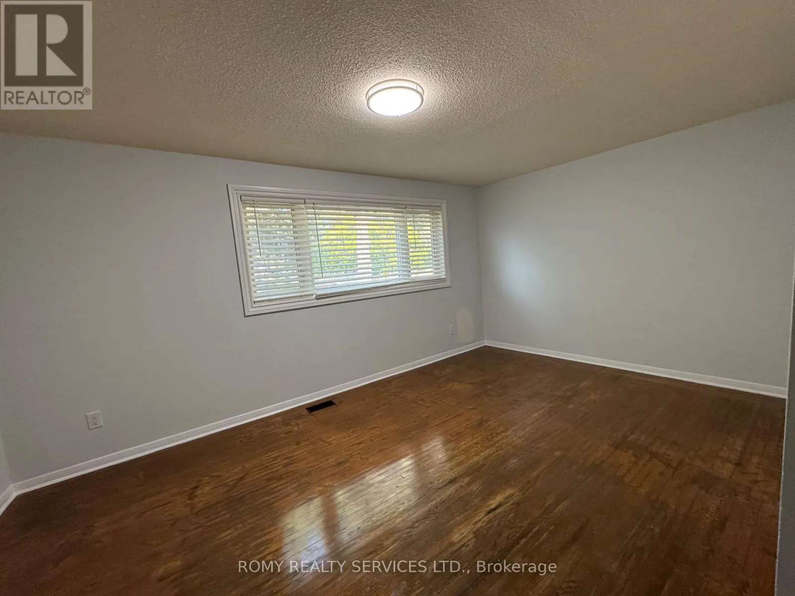 1 - 10 GRANDRAVINE DRIVE