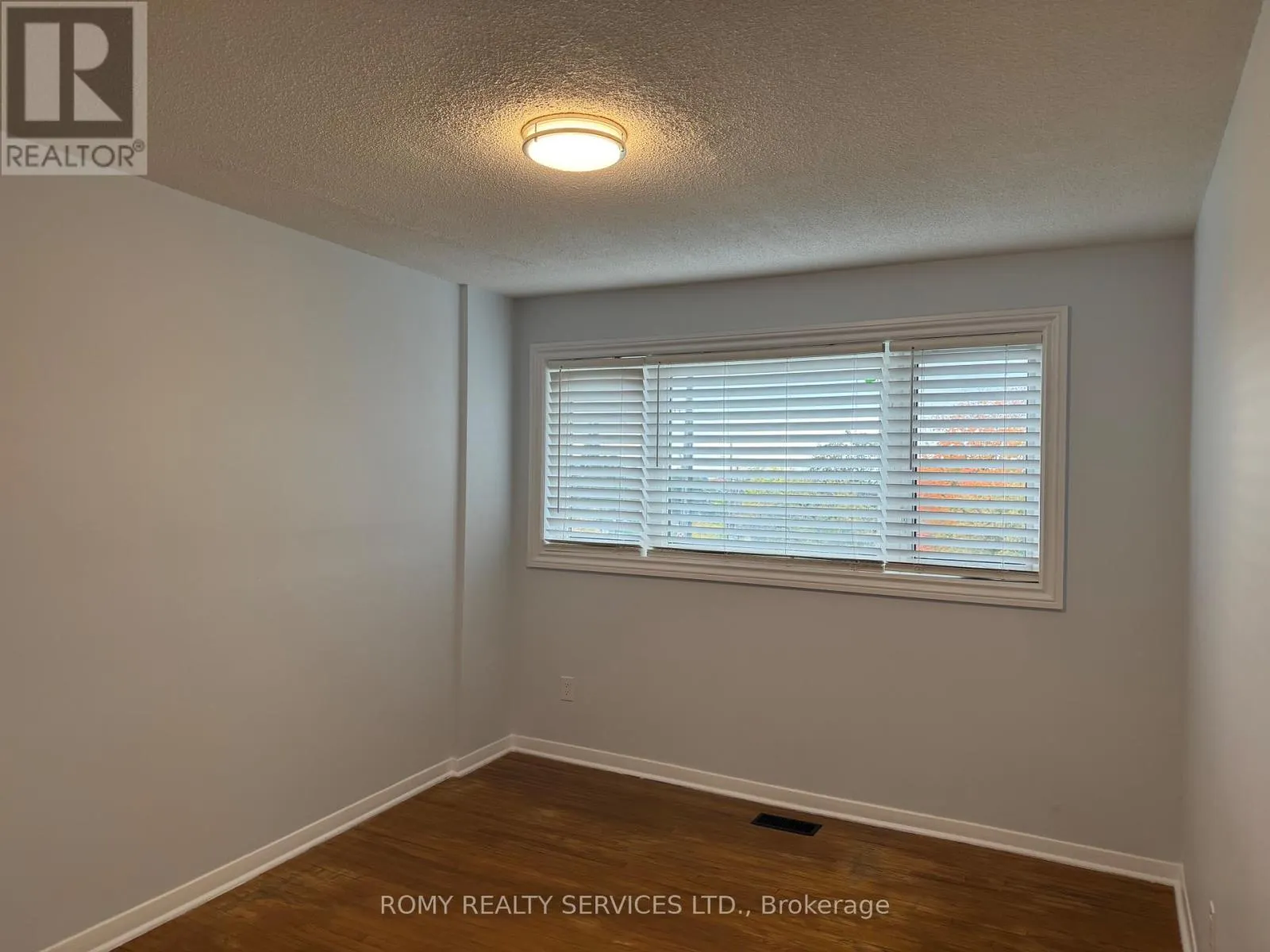 1 - 10 GRANDRAVINE DRIVE