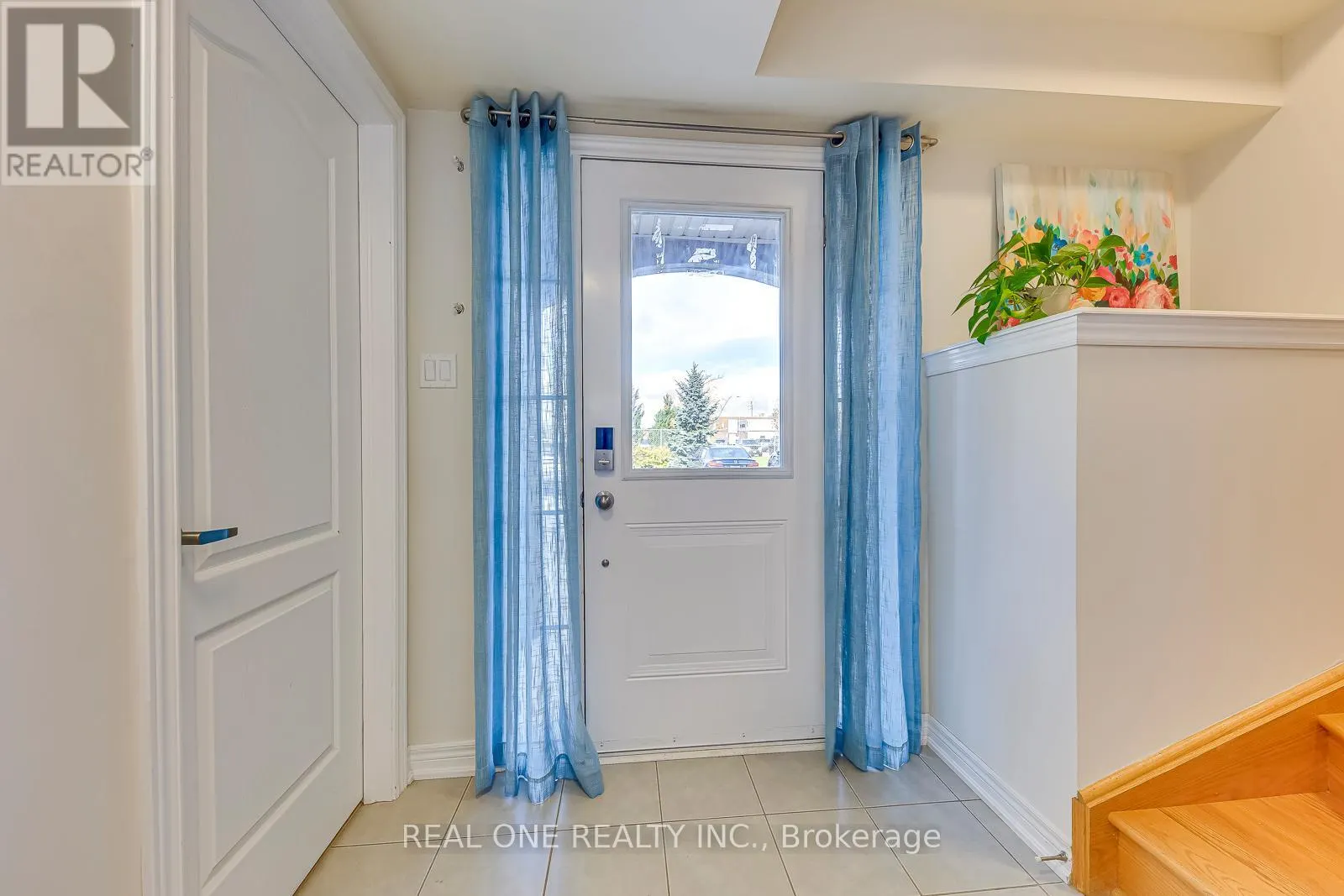 75 - 2435 GREENWICH DRIVE