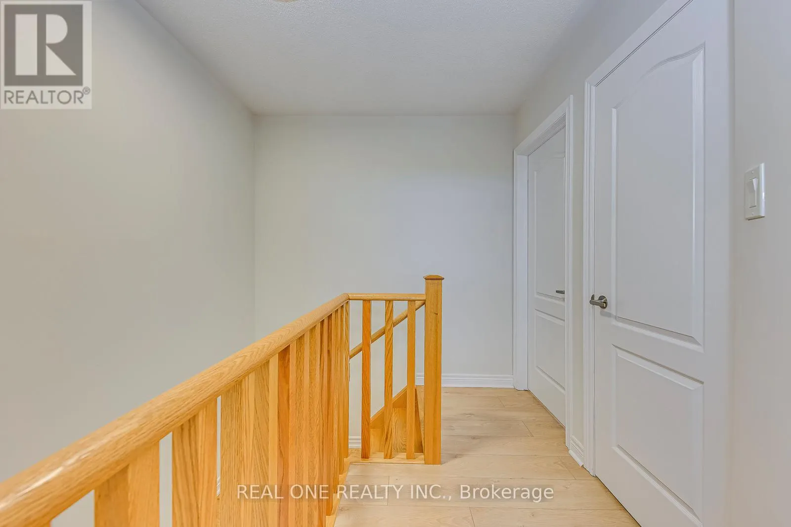 75 - 2435 GREENWICH DRIVE