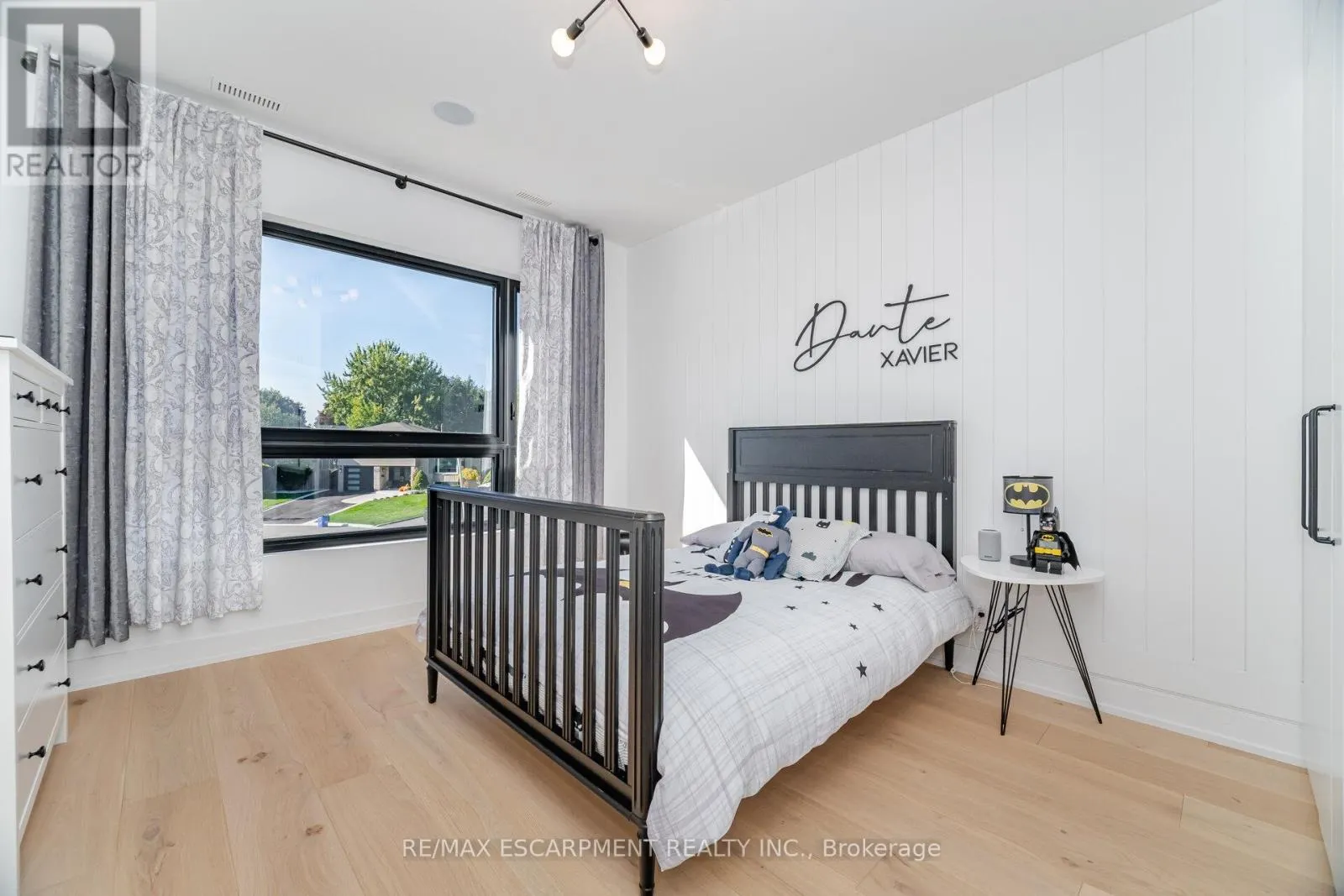 772 BANTING COURT