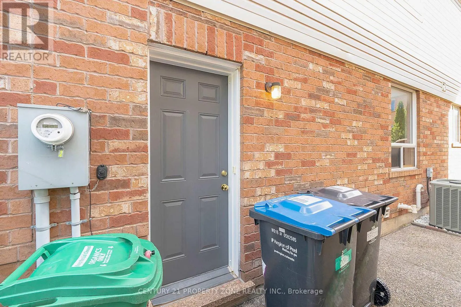 37 CLYDE ROAD