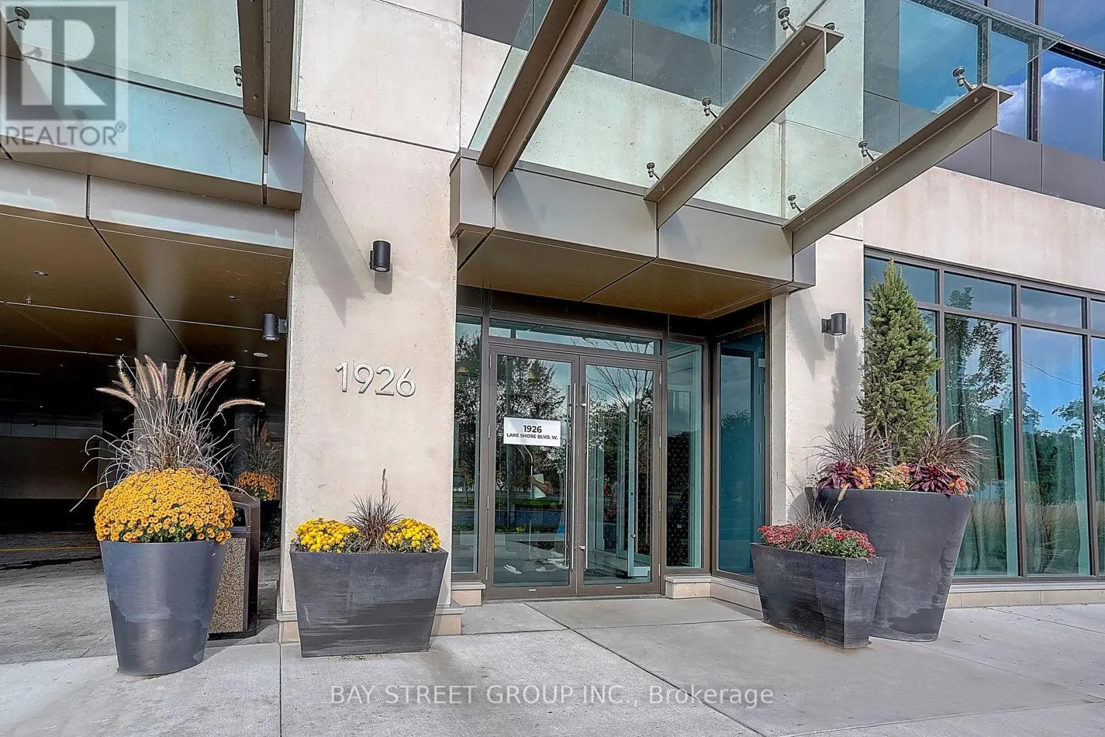 3805 - 1926 LAKE SHORE BOULEVARD W