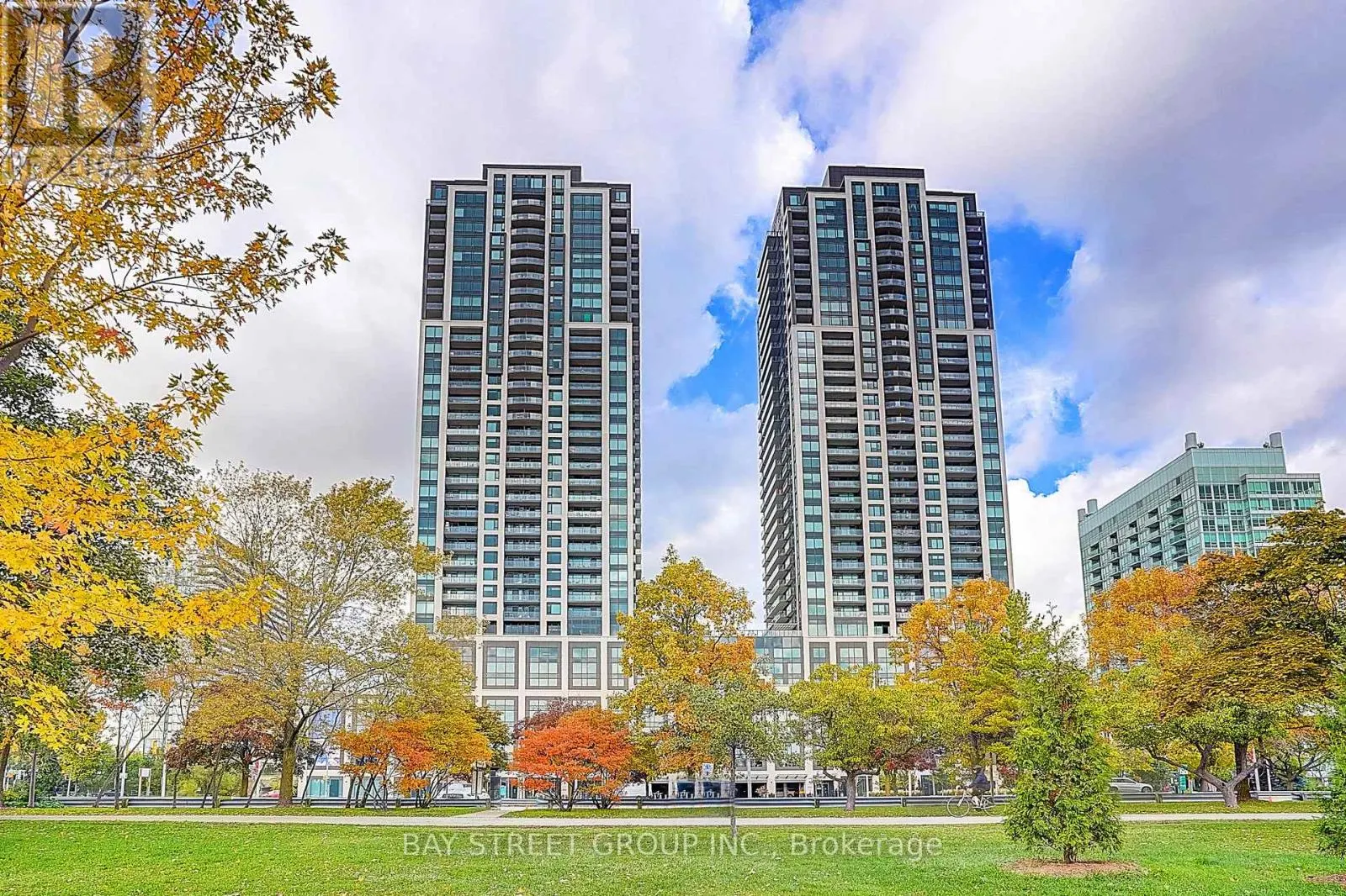 3805 - 1926 LAKE SHORE BOULEVARD W