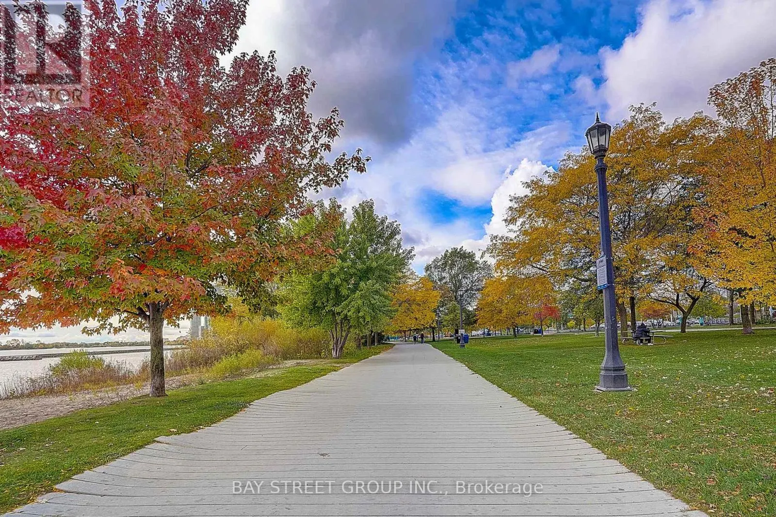 3805 - 1926 LAKE SHORE BOULEVARD W