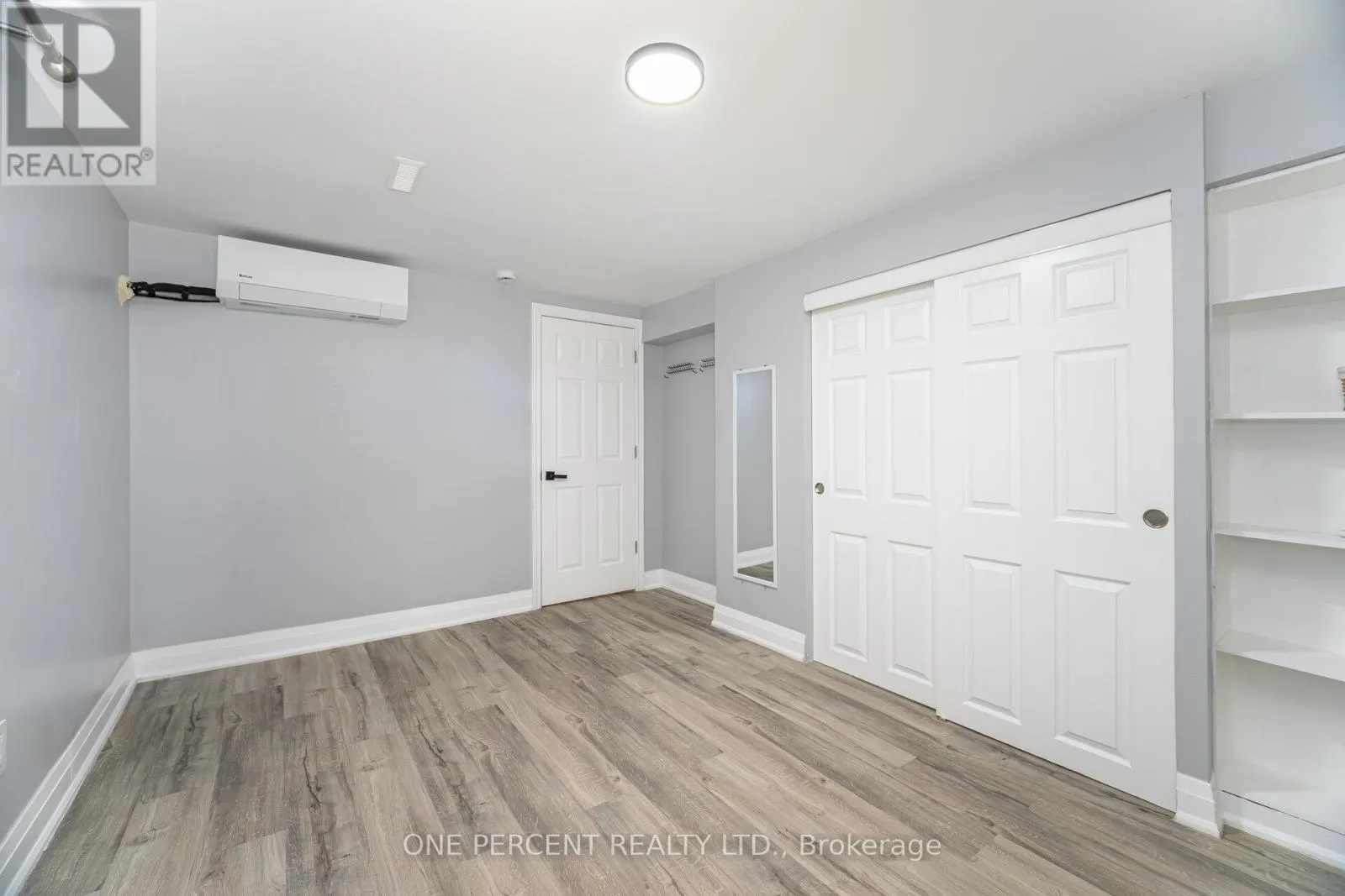 704 BOOKHAM CRESCENT