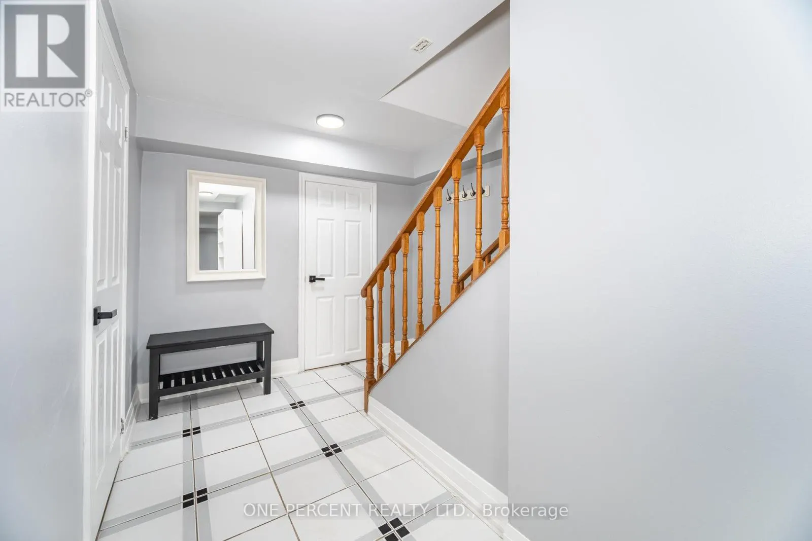 704 BOOKHAM CRESCENT
