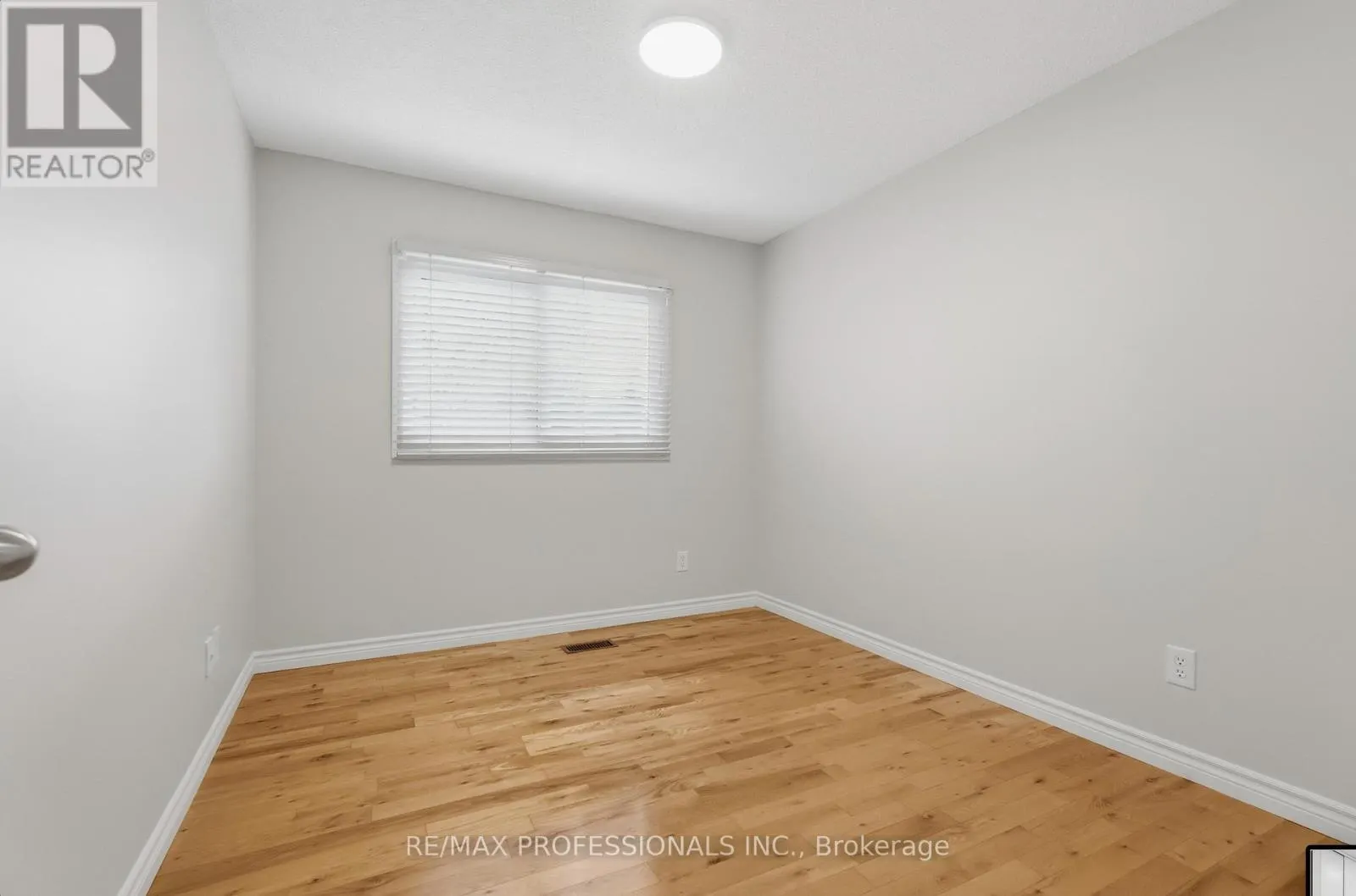 40 CLAYPINE TRAIL