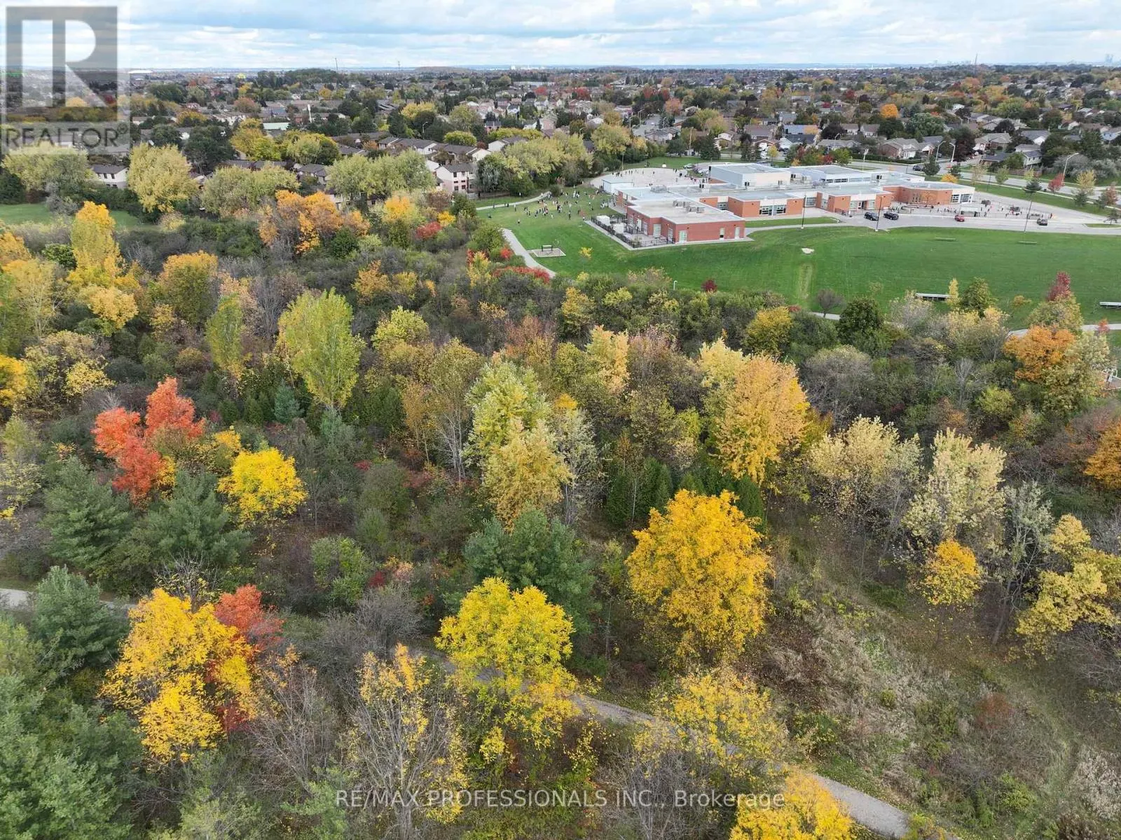 40 CLAYPINE TRAIL