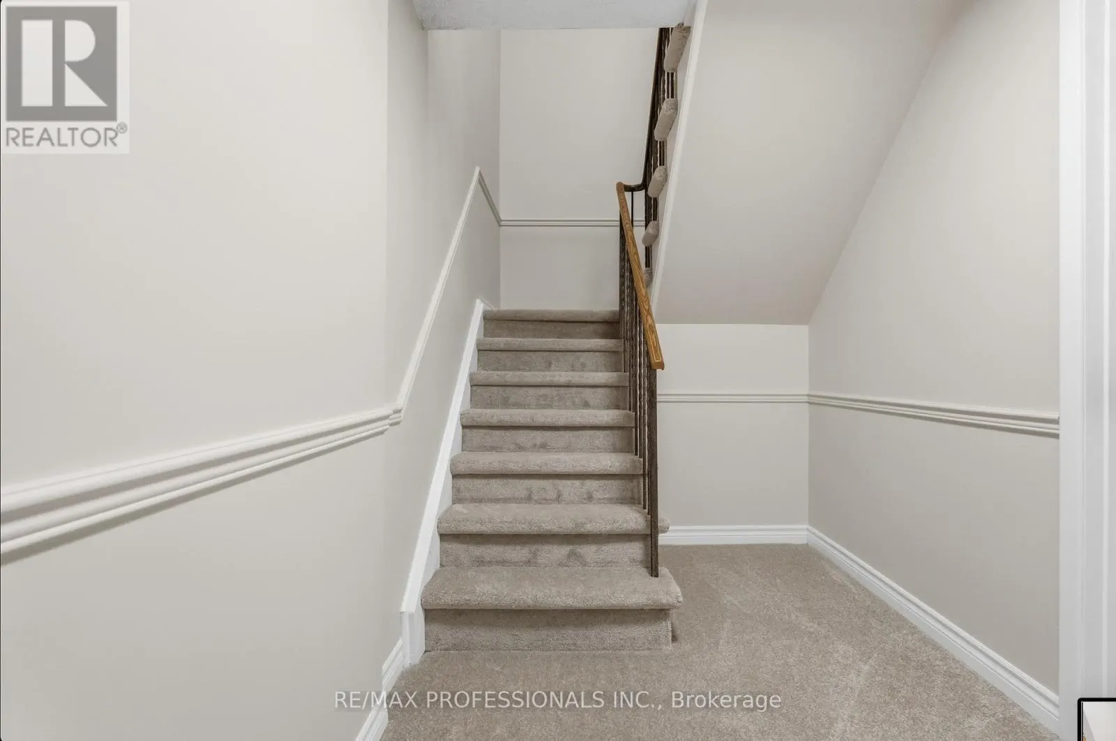 40 CLAYPINE TRAIL
