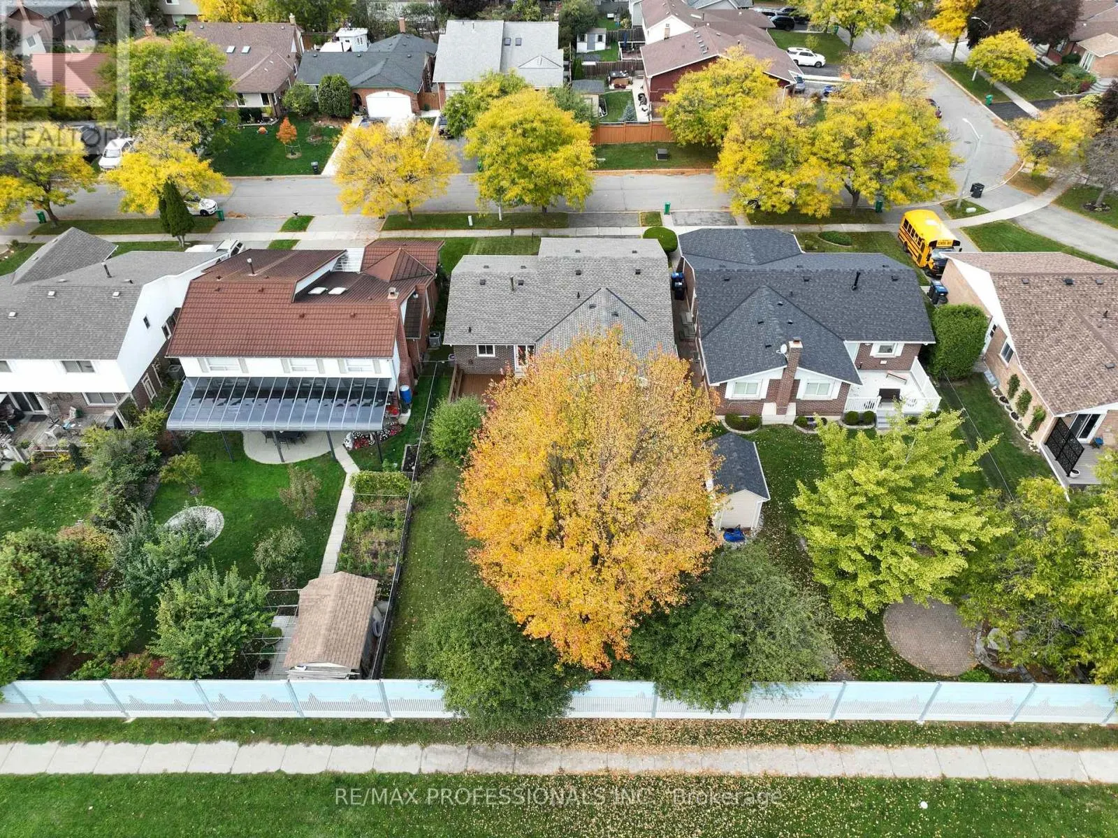 40 CLAYPINE TRAIL