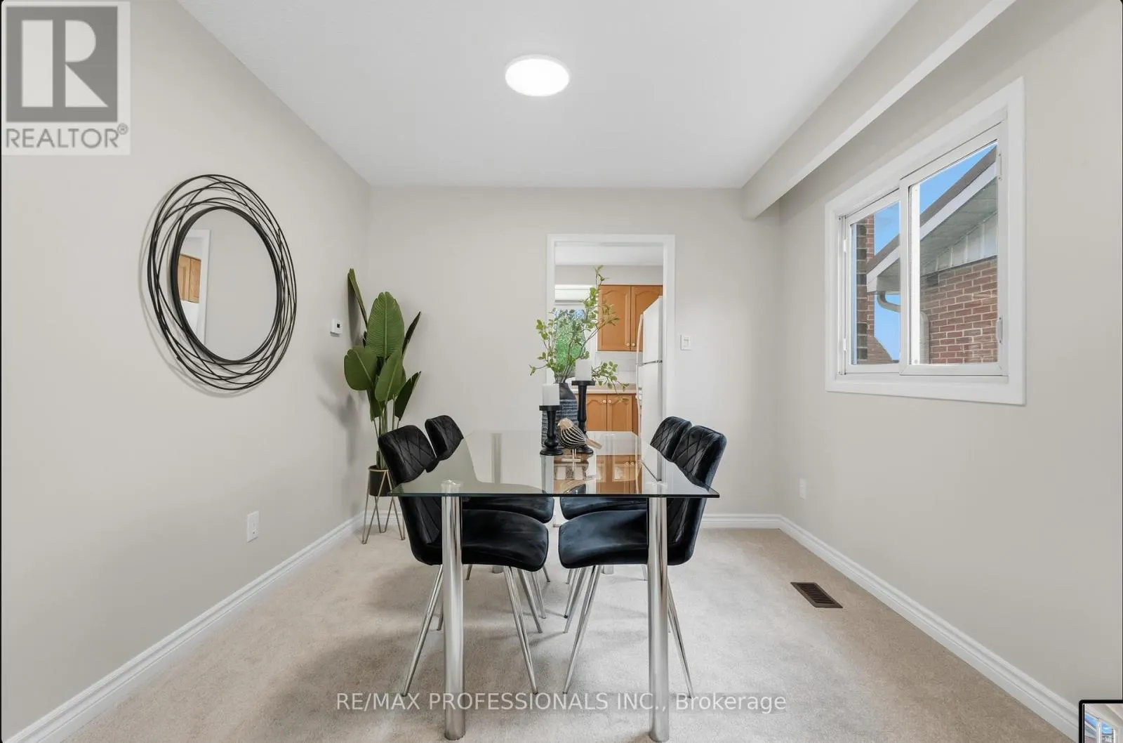 40 CLAYPINE TRAIL