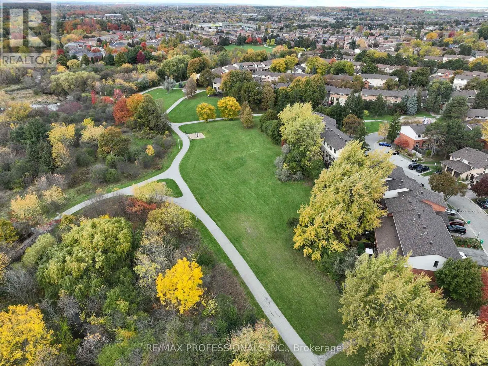 40 CLAYPINE TRAIL
