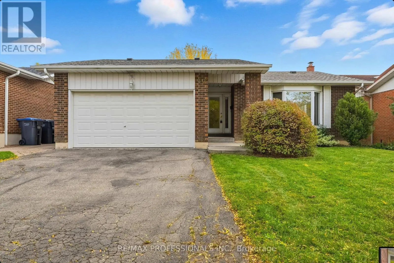 40 CLAYPINE TRAIL