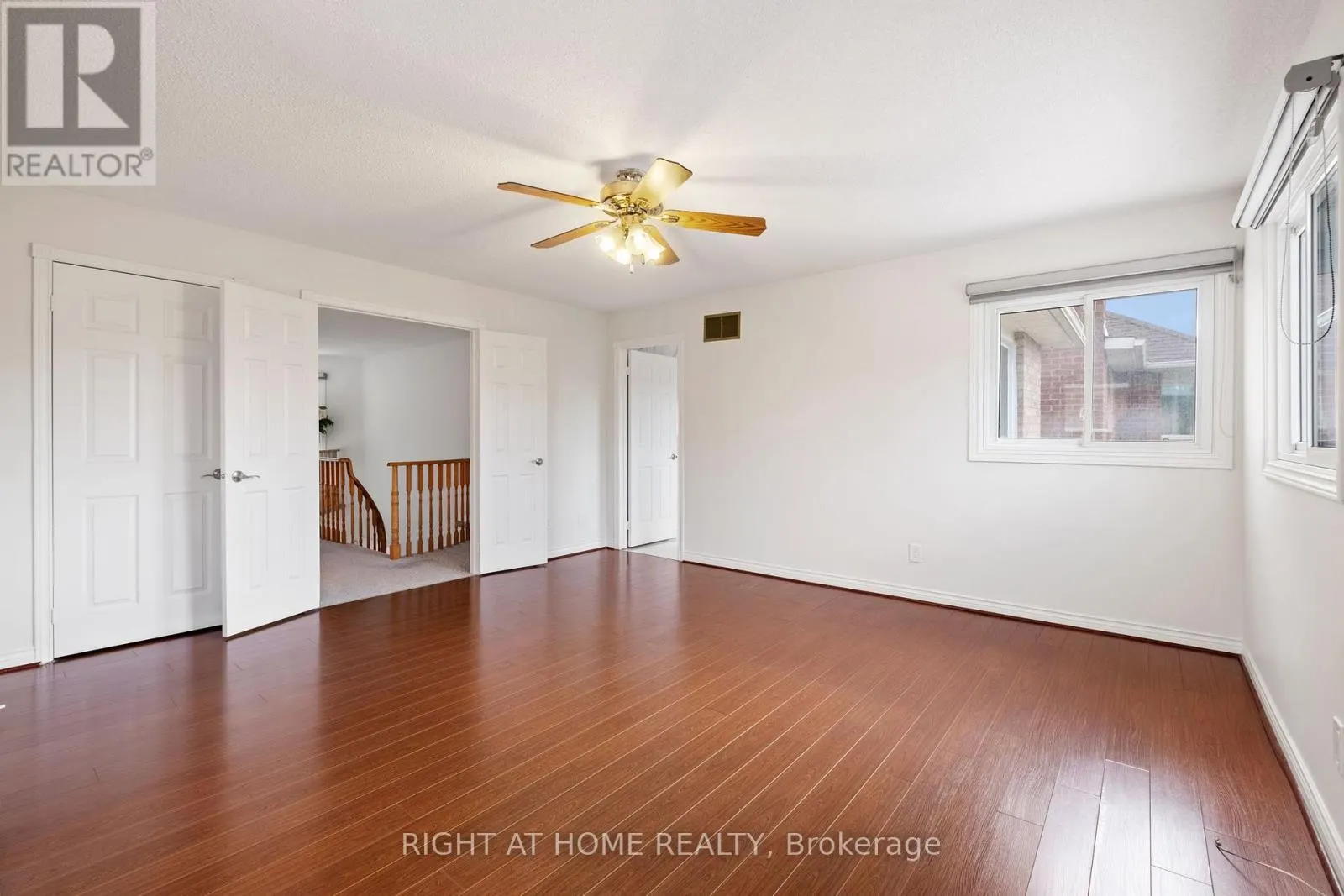 7 LORD SIMCOE DRIVE