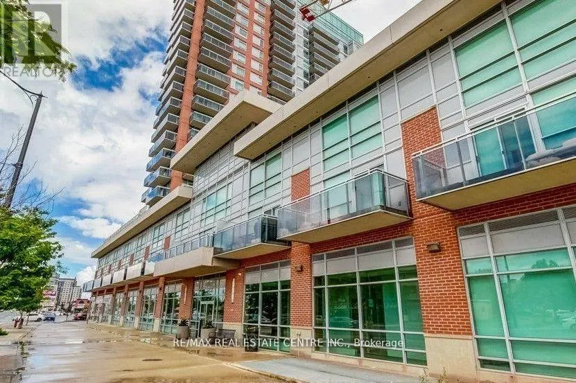 301 - 215 QUEEN STREET E