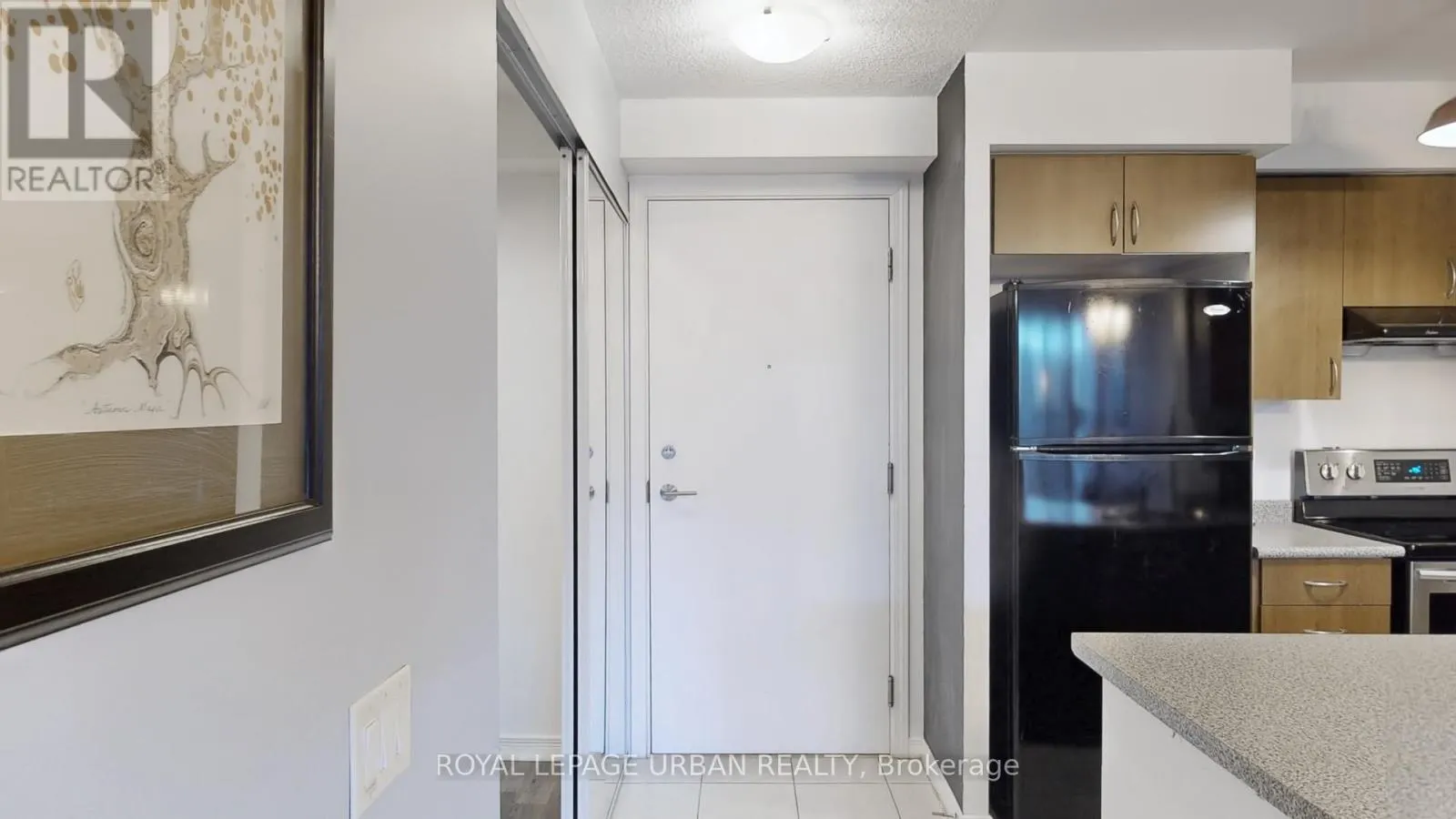 428 - 60 HEINTZMAN STREET