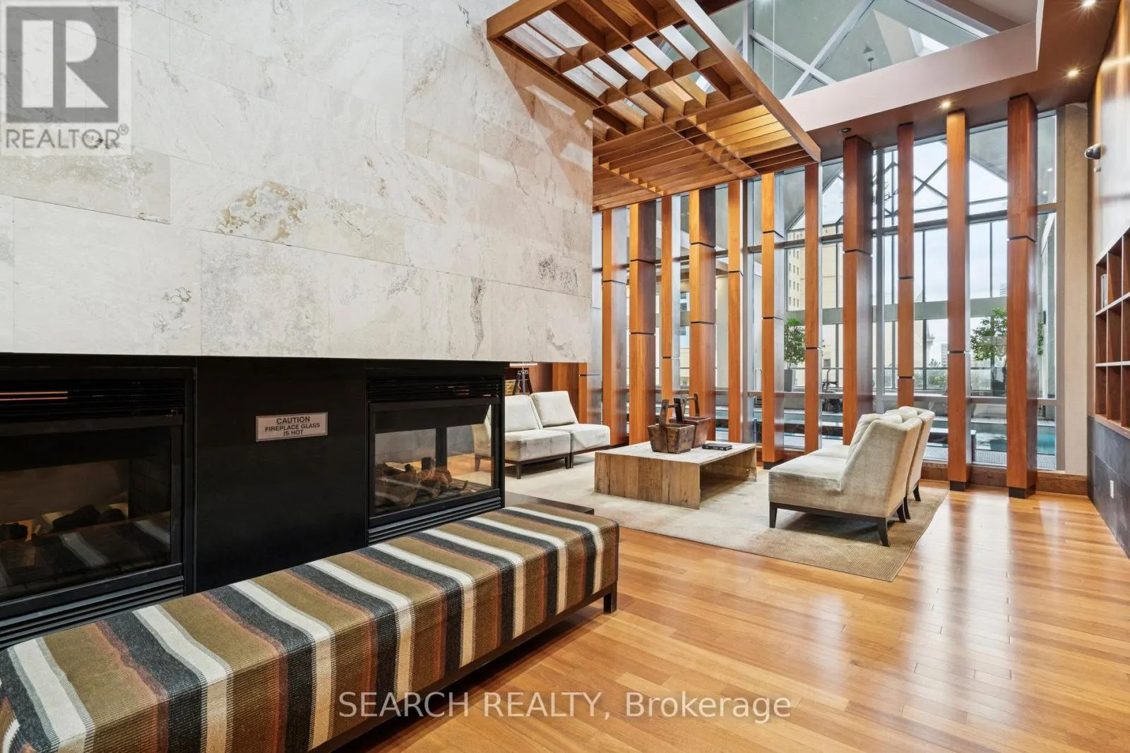 203 - 330 PRINCESS ROYAL DRIVE