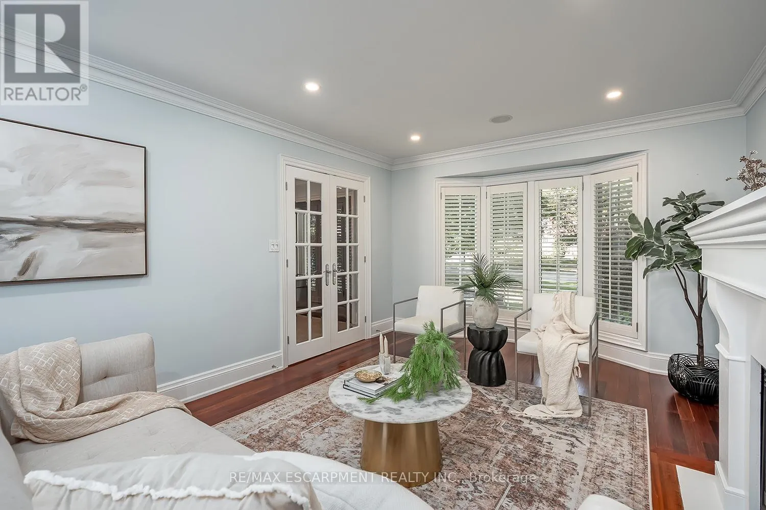 2428 LAKESHORE ROAD
