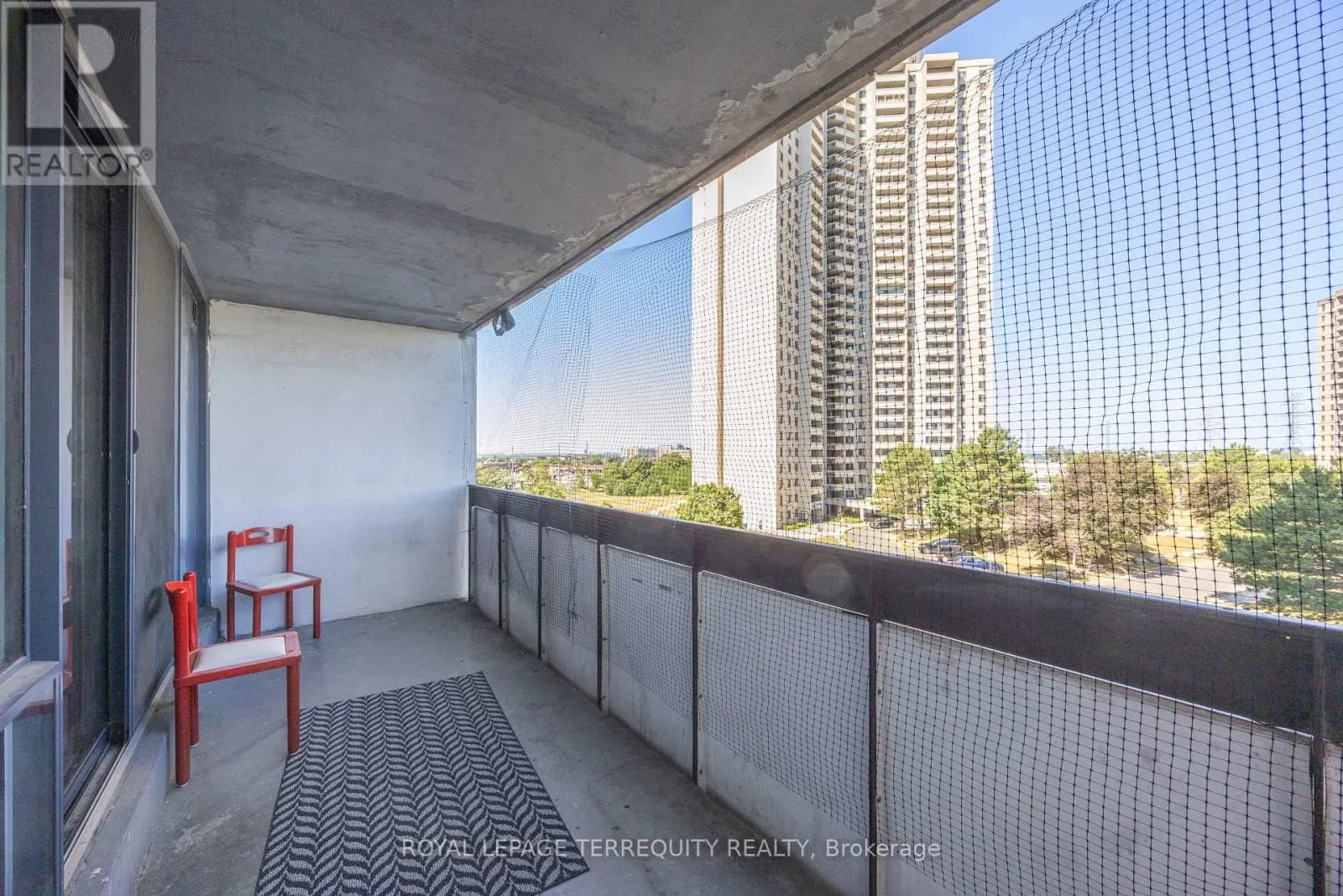 410 - 5 SAN ROMANO WAY