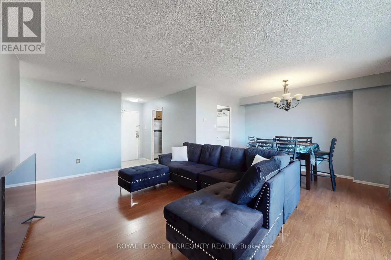 410 - 5 SAN ROMANO WAY