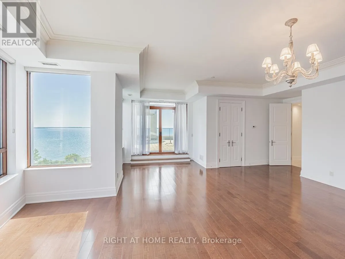 LPH19 - 2095 LAKE SHORE BOULEVARD W