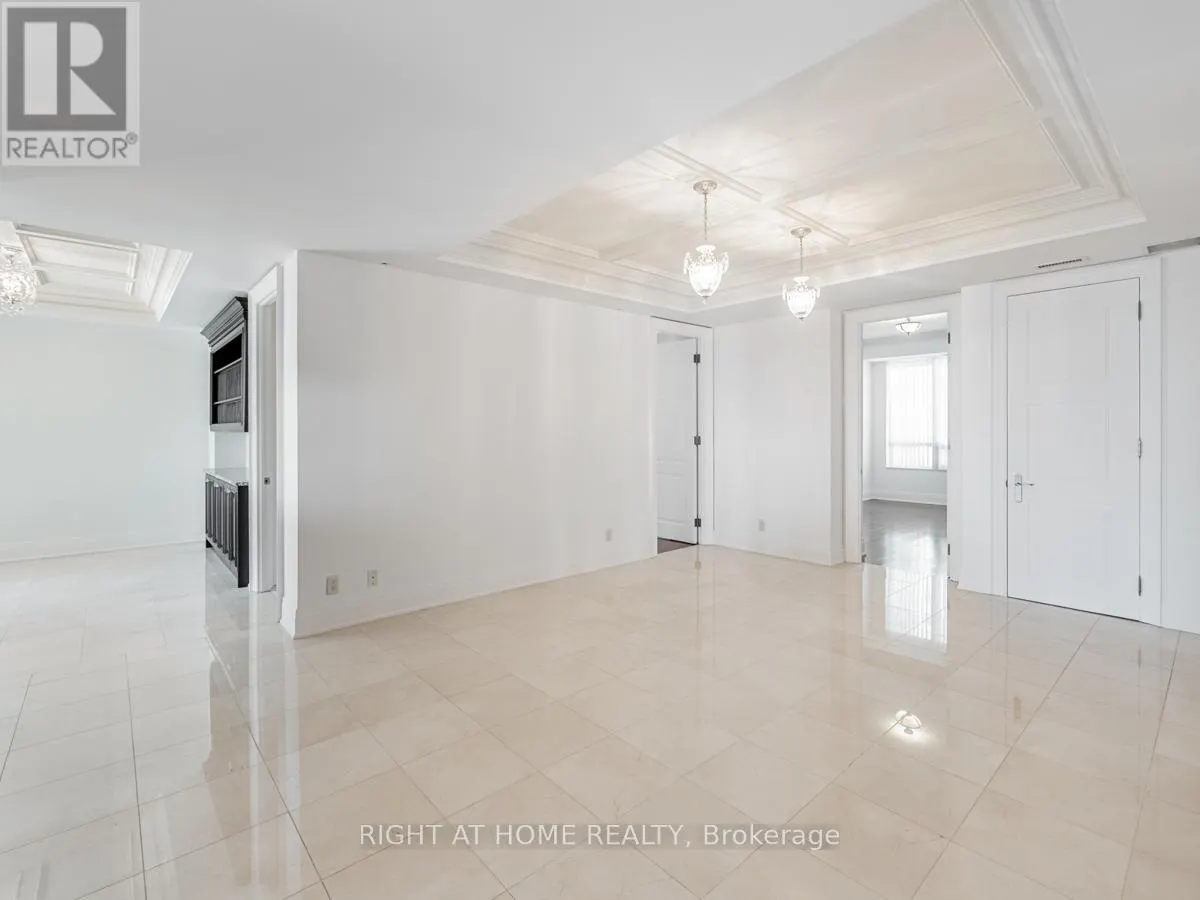 LPH19 - 2095 LAKE SHORE BOULEVARD W