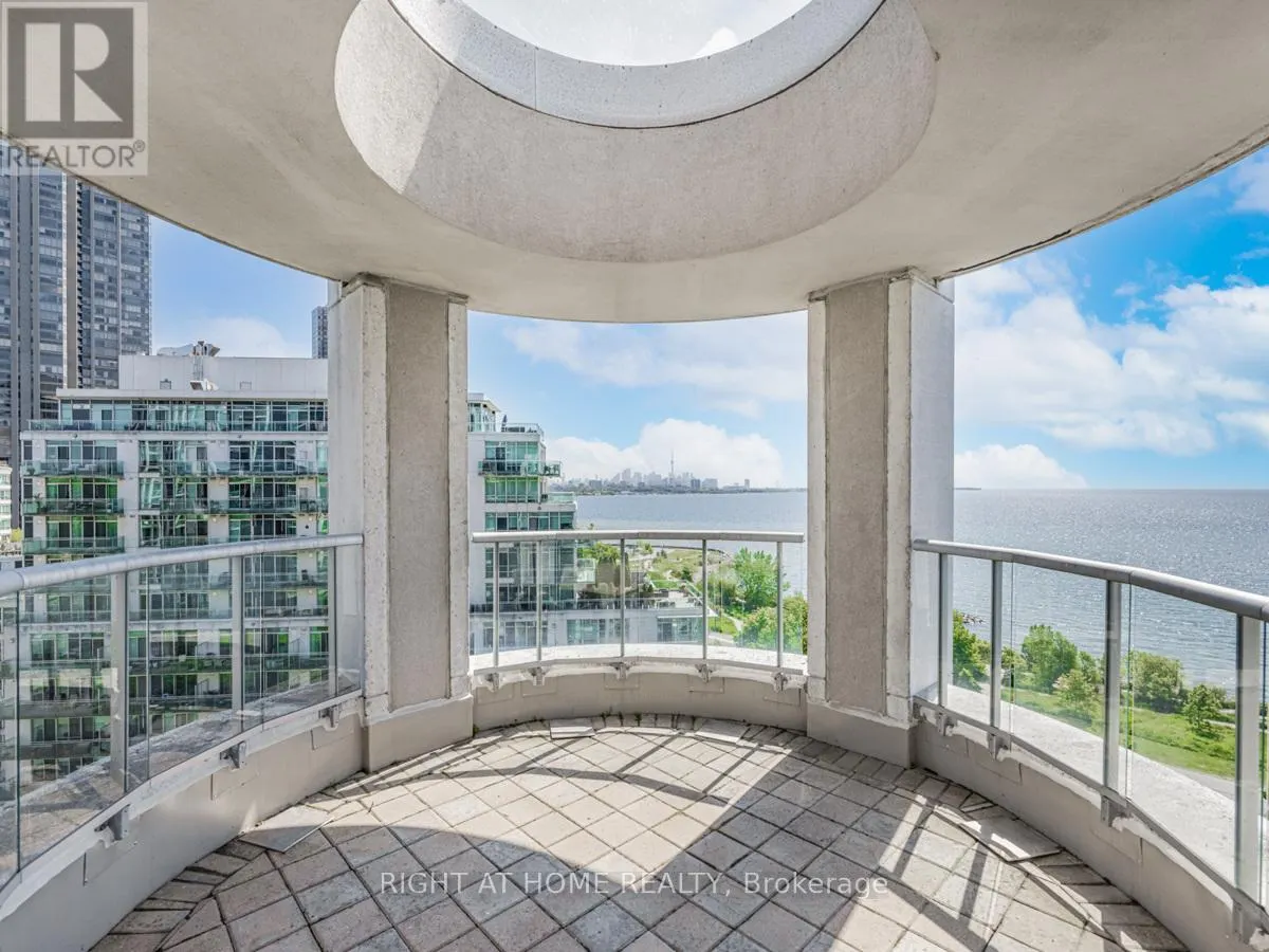 LPH19 - 2095 LAKE SHORE BOULEVARD W