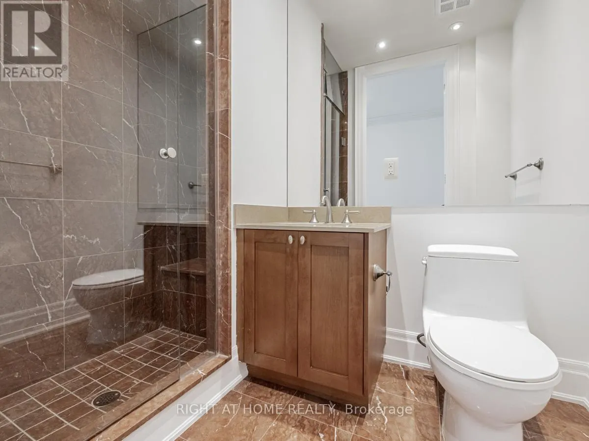 LPH19 - 2095 LAKE SHORE BOULEVARD W