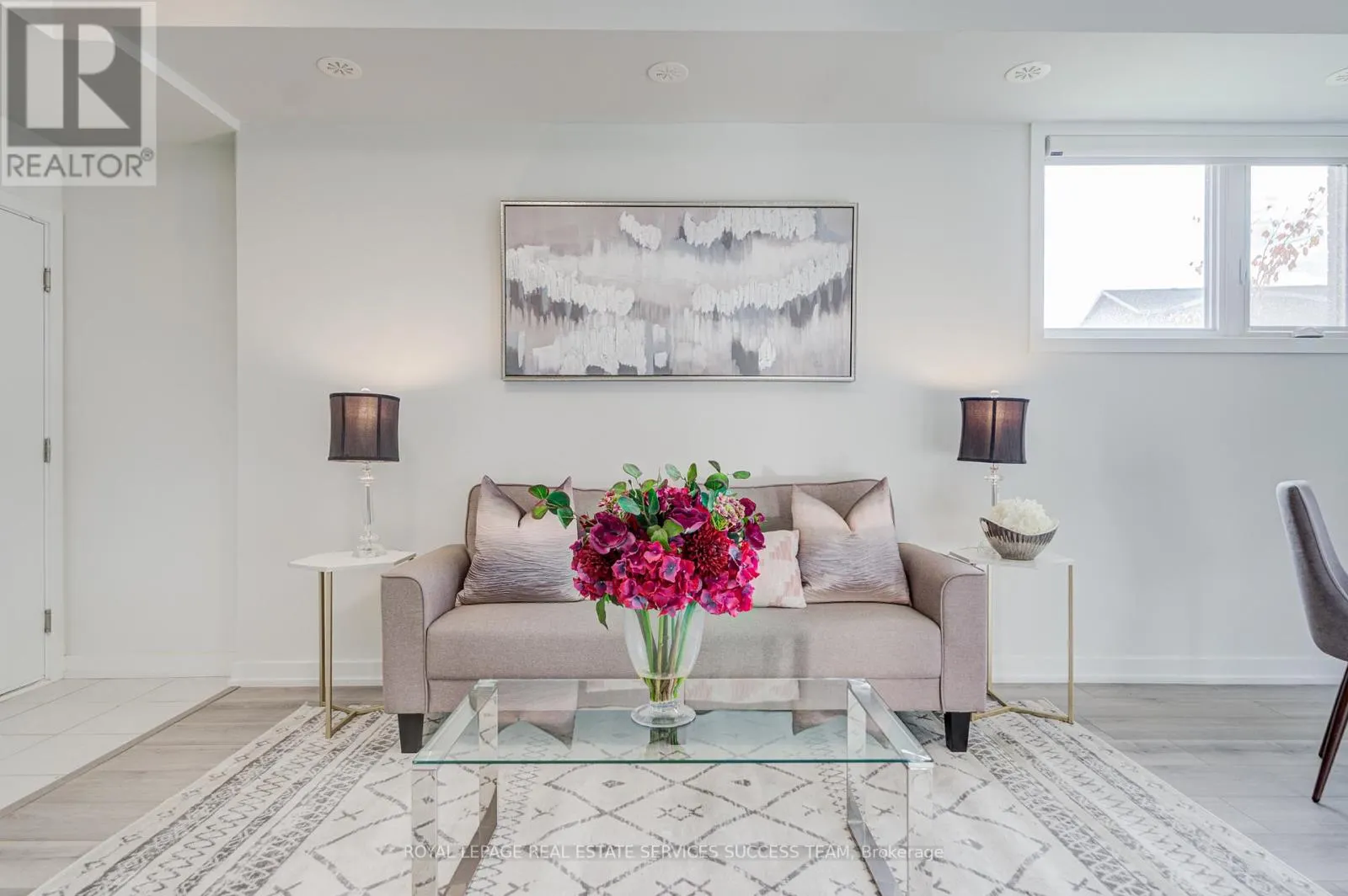 # 2 - 3546 COLONIAL DRIVE