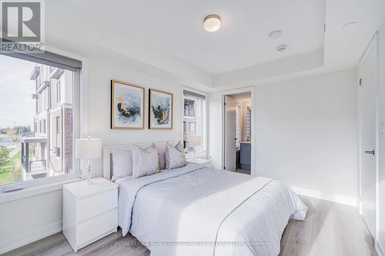 # 2 - 3546 COLONIAL DRIVE