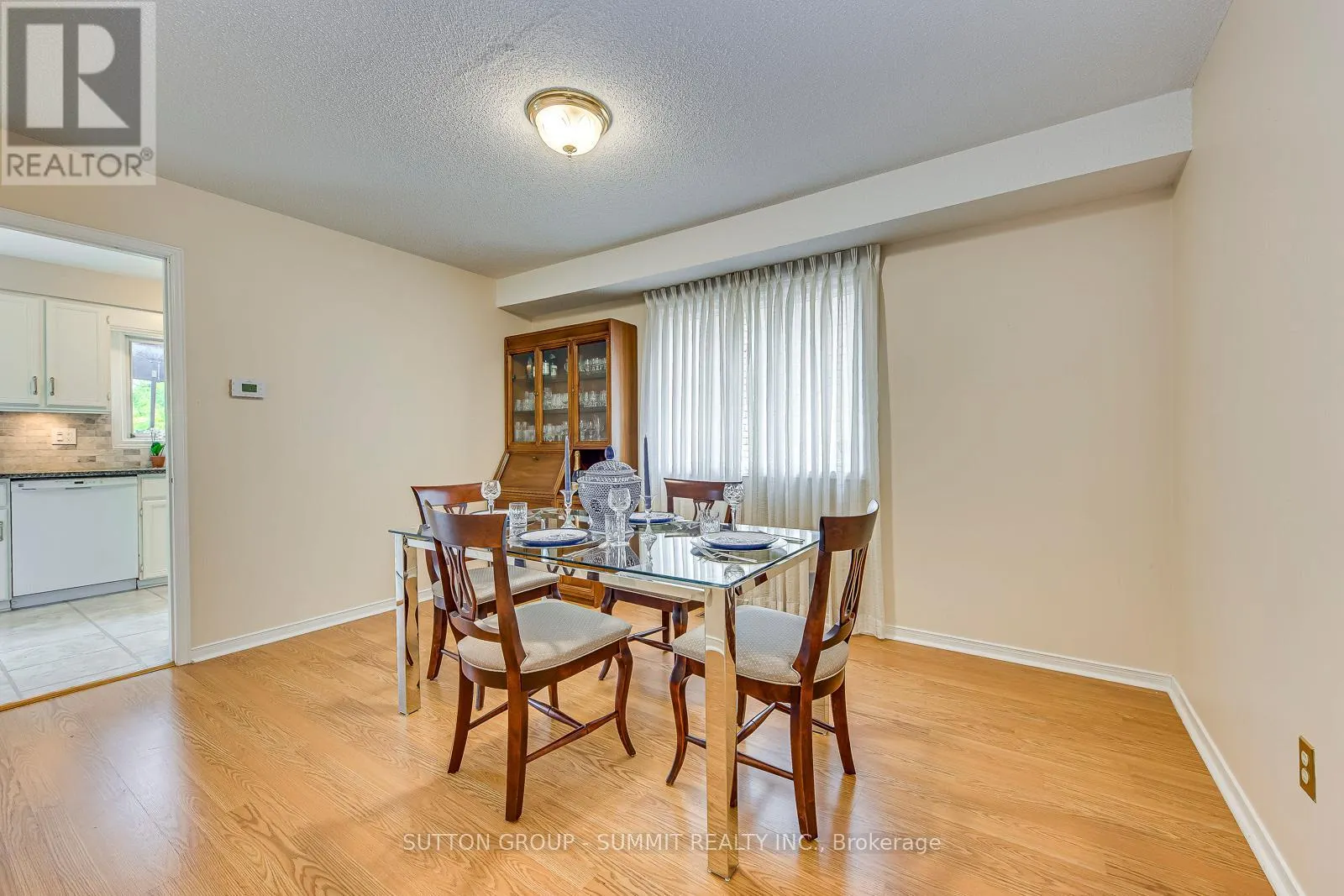 6601 EASTRIDGE ROAD