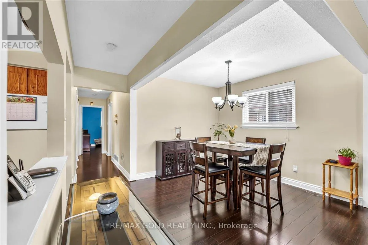 53 DORCHESTER DRIVE