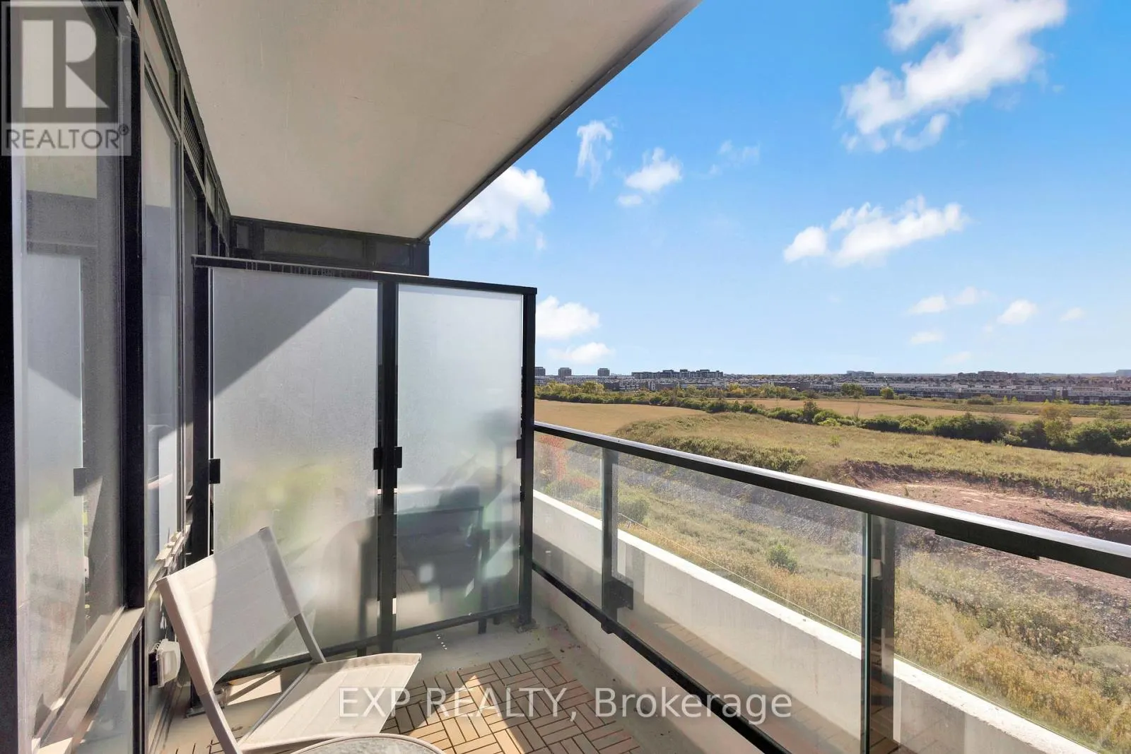 721 - 3200 WILLIAM COLTSON AVENUE