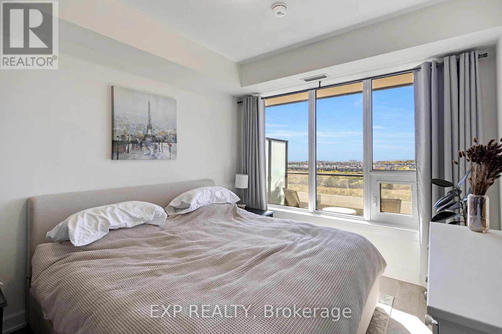 721 - 3200 WILLIAM COLTSON AVENUE