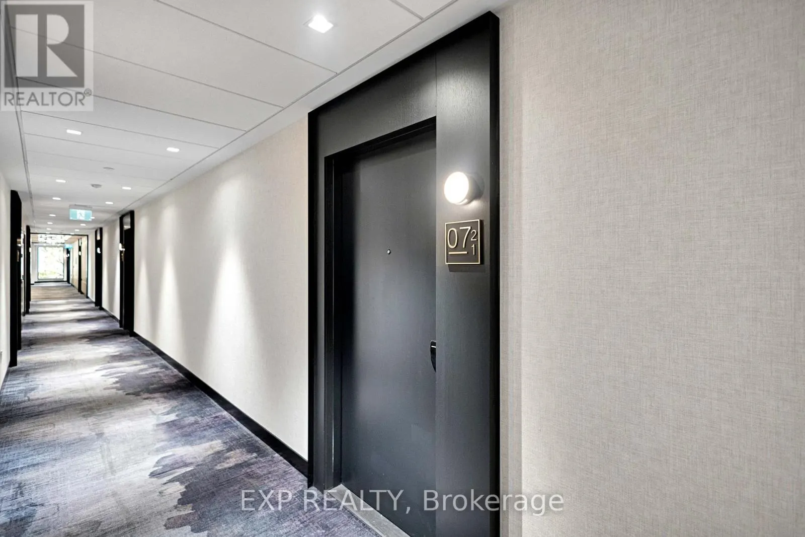 721 - 3200 WILLIAM COLTSON AVENUE