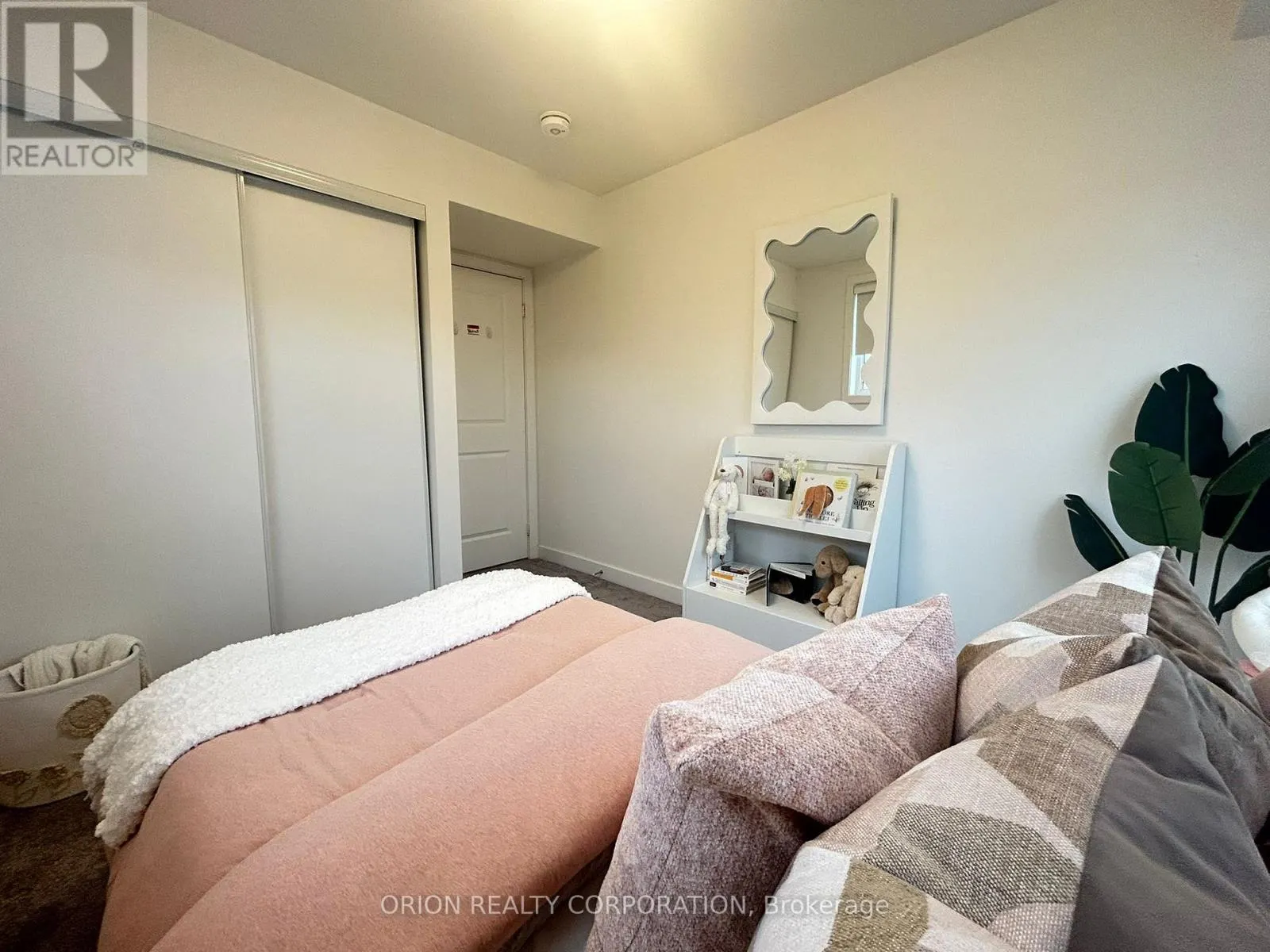 336 - 3078 SIXTH LINE