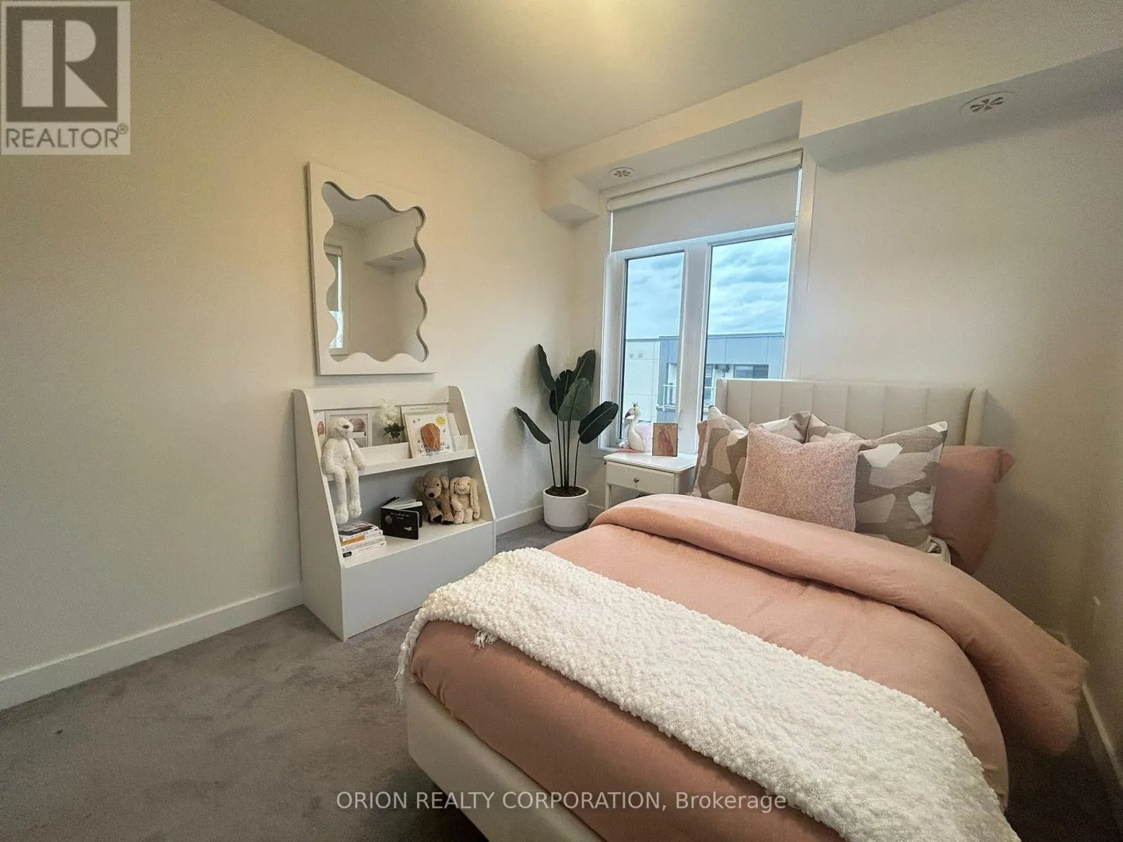 336 - 3078 SIXTH LINE