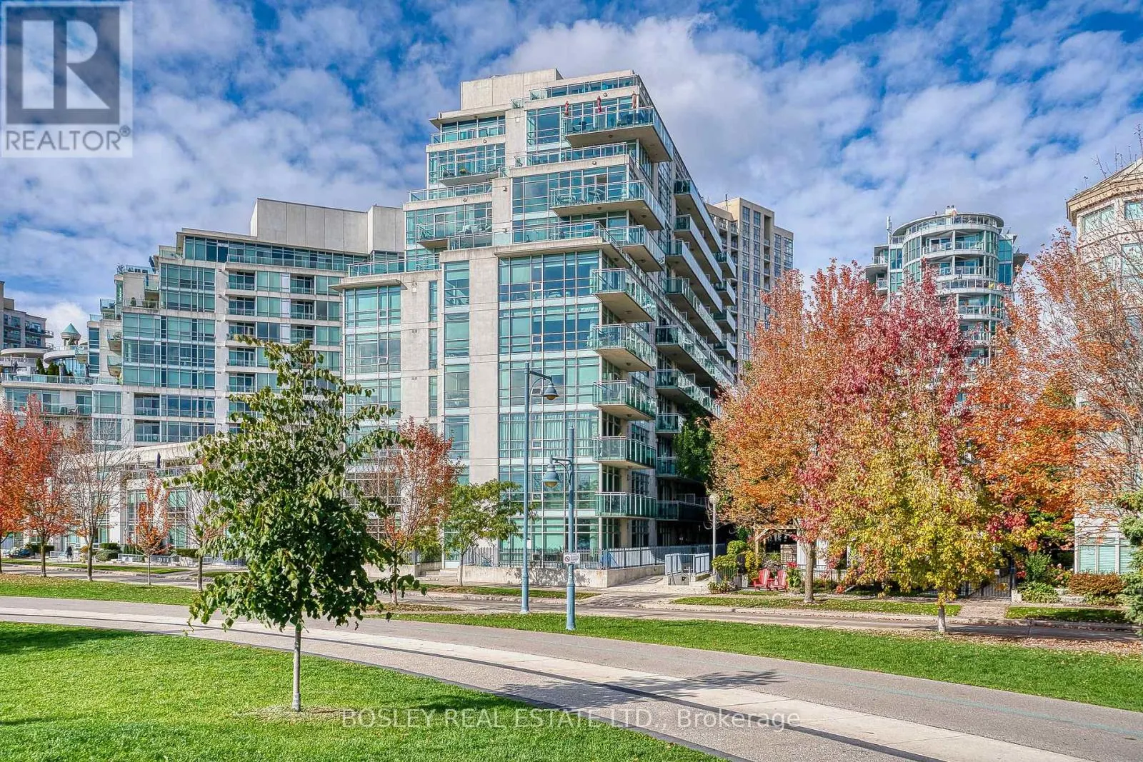 518 - 5 MARINE PARADE DRIVE