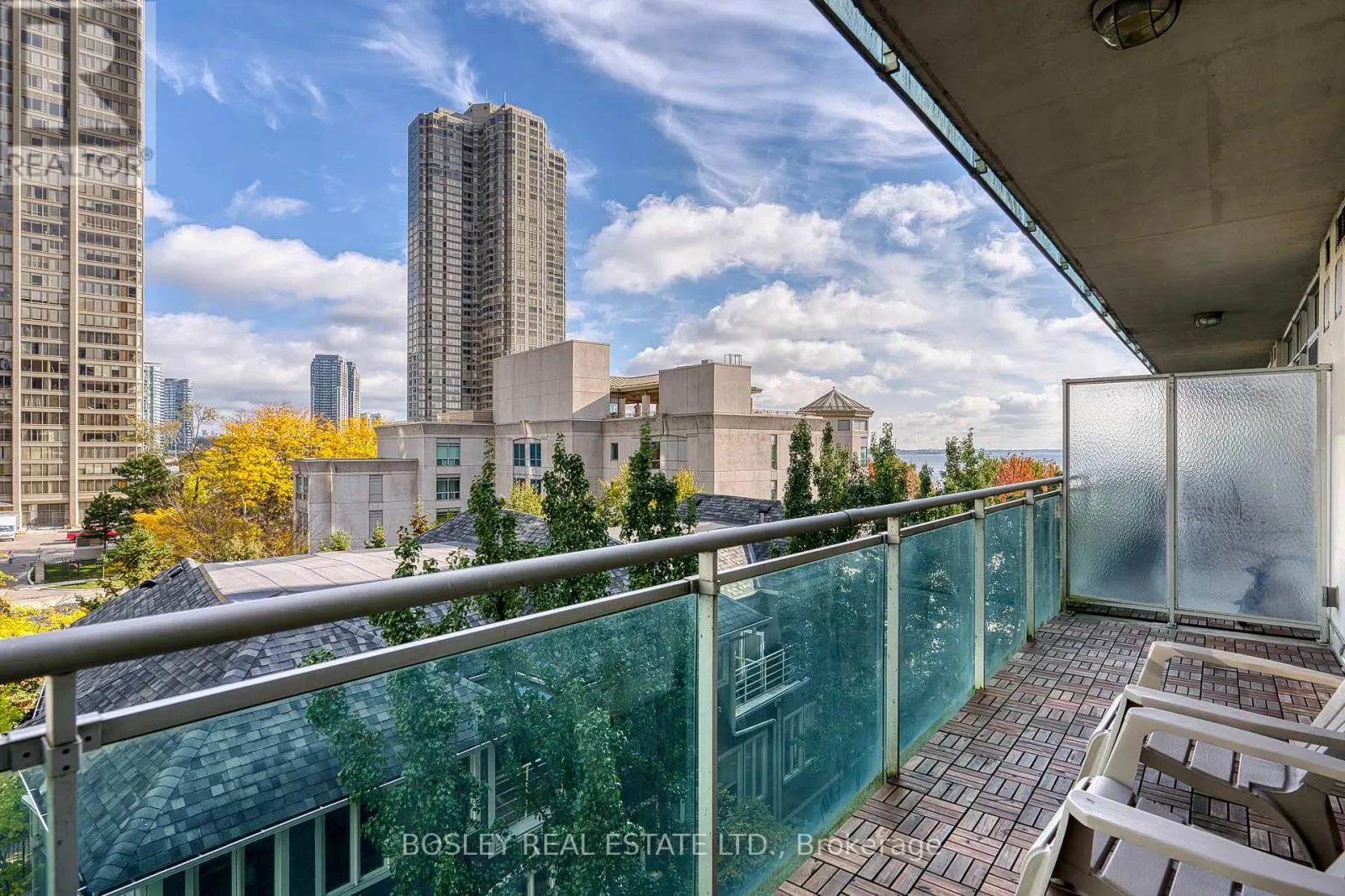 518 - 5 MARINE PARADE DRIVE