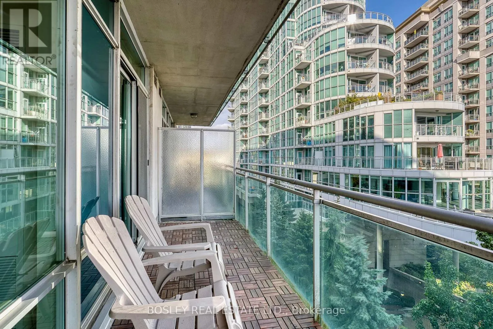 518 - 5 MARINE PARADE DRIVE