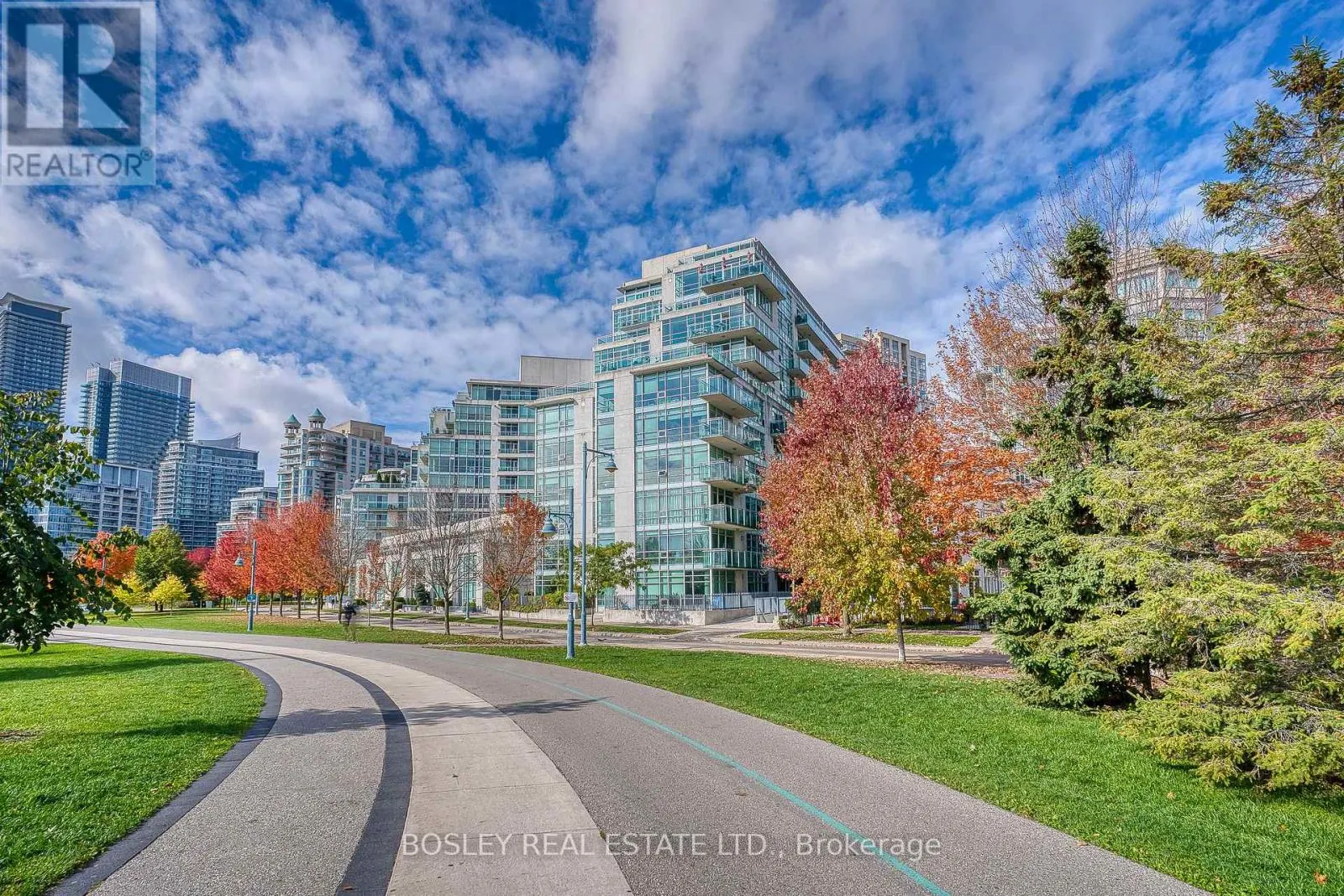 518 - 5 MARINE PARADE DRIVE