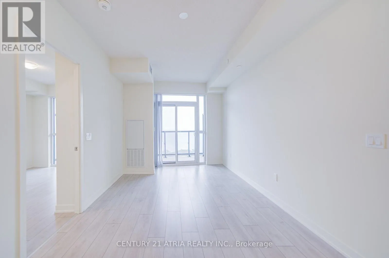3903 - 38 ANNIE CRAIG DRIVE
