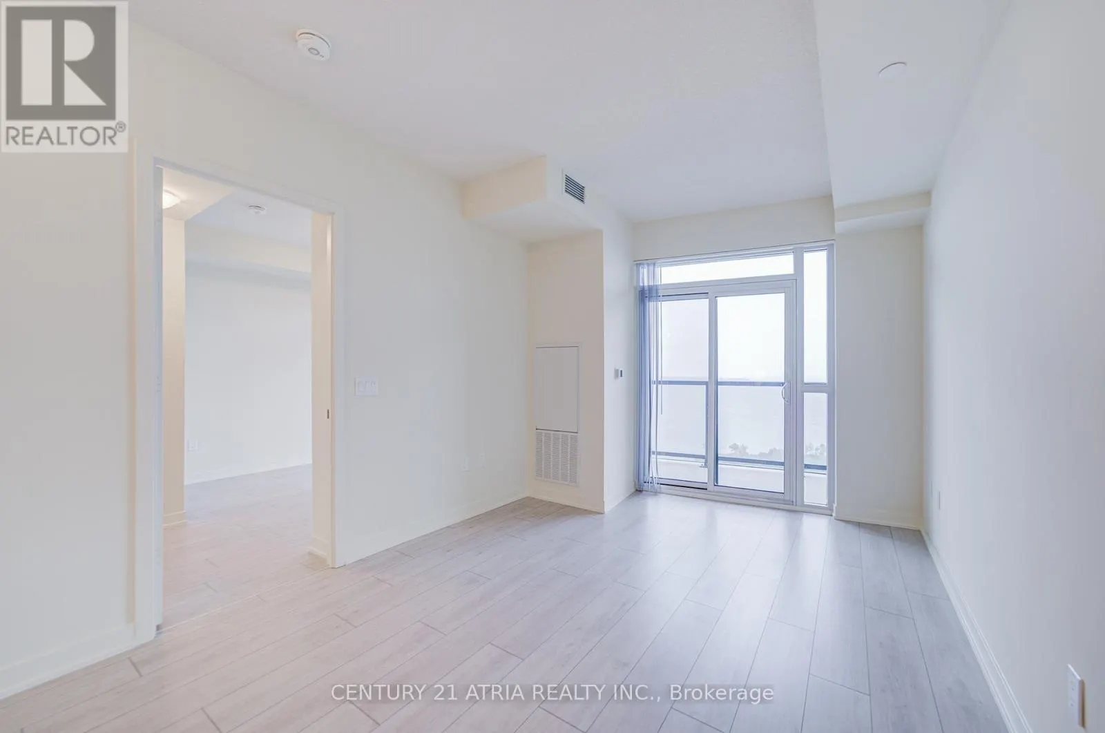 3903 - 38 ANNIE CRAIG DRIVE