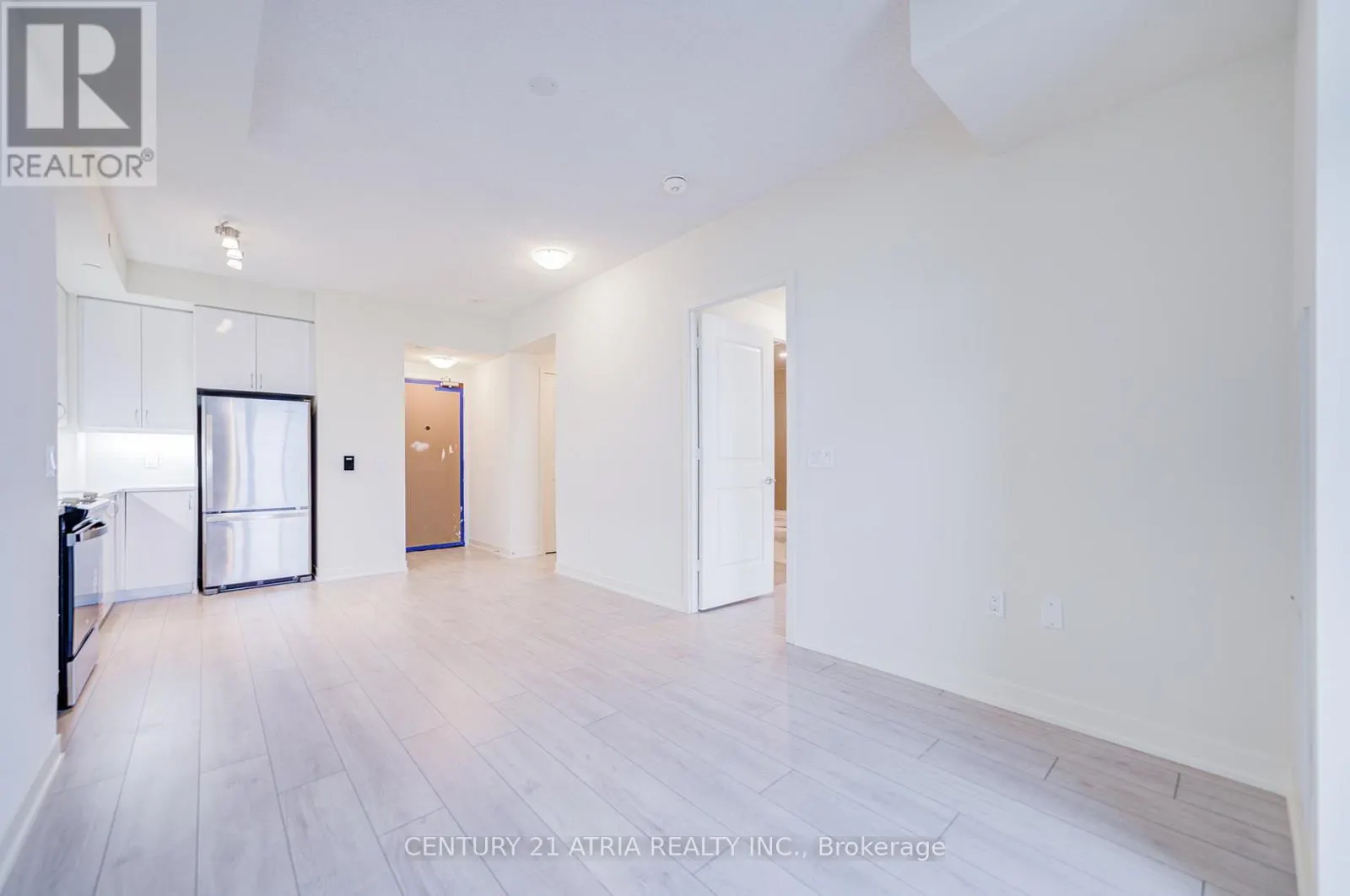 3903 - 38 ANNIE CRAIG DRIVE
