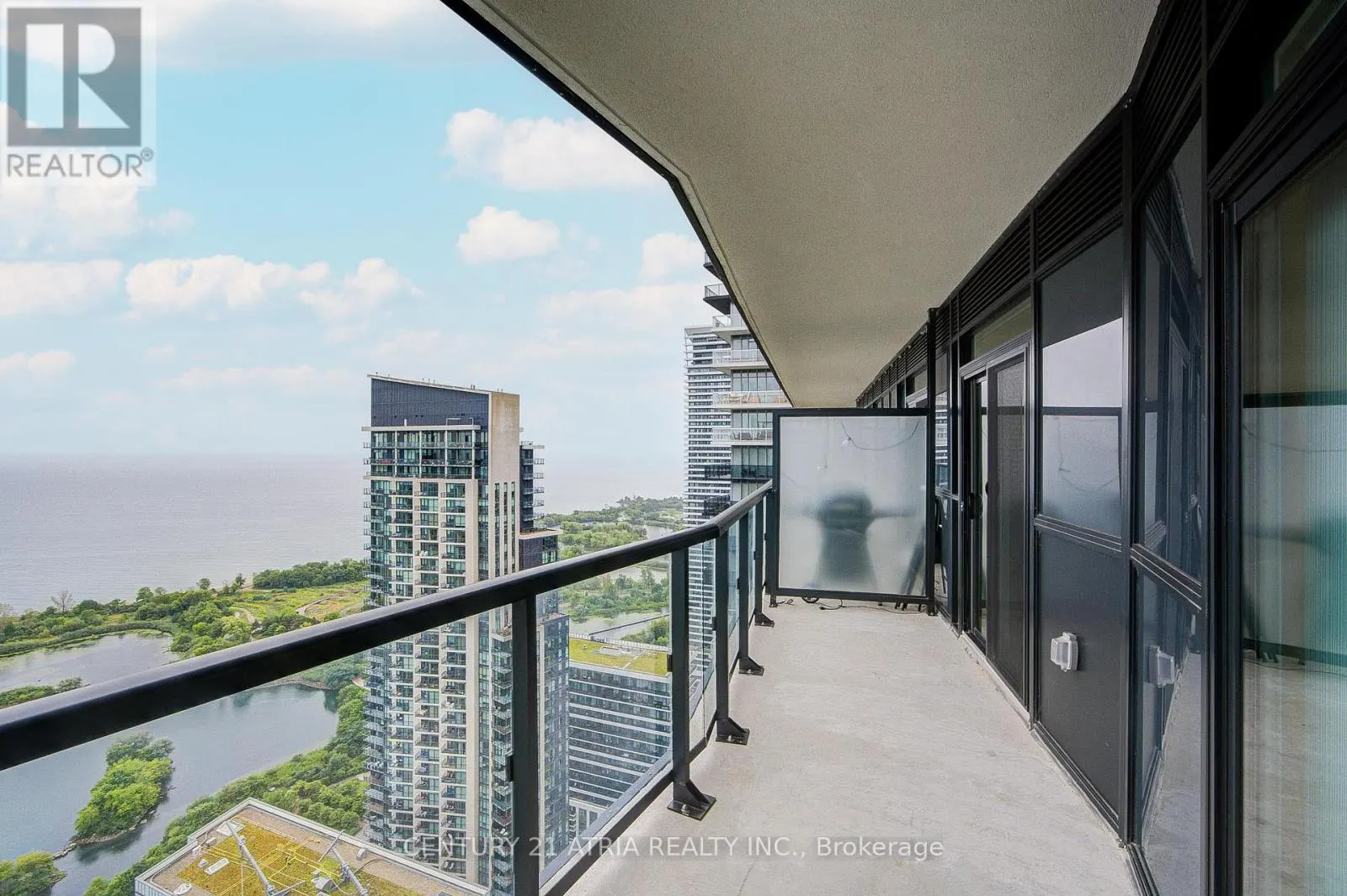 3903 - 38 ANNIE CRAIG DRIVE