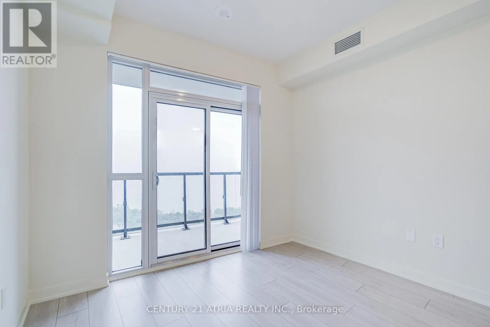 3903 - 38 ANNIE CRAIG DRIVE
