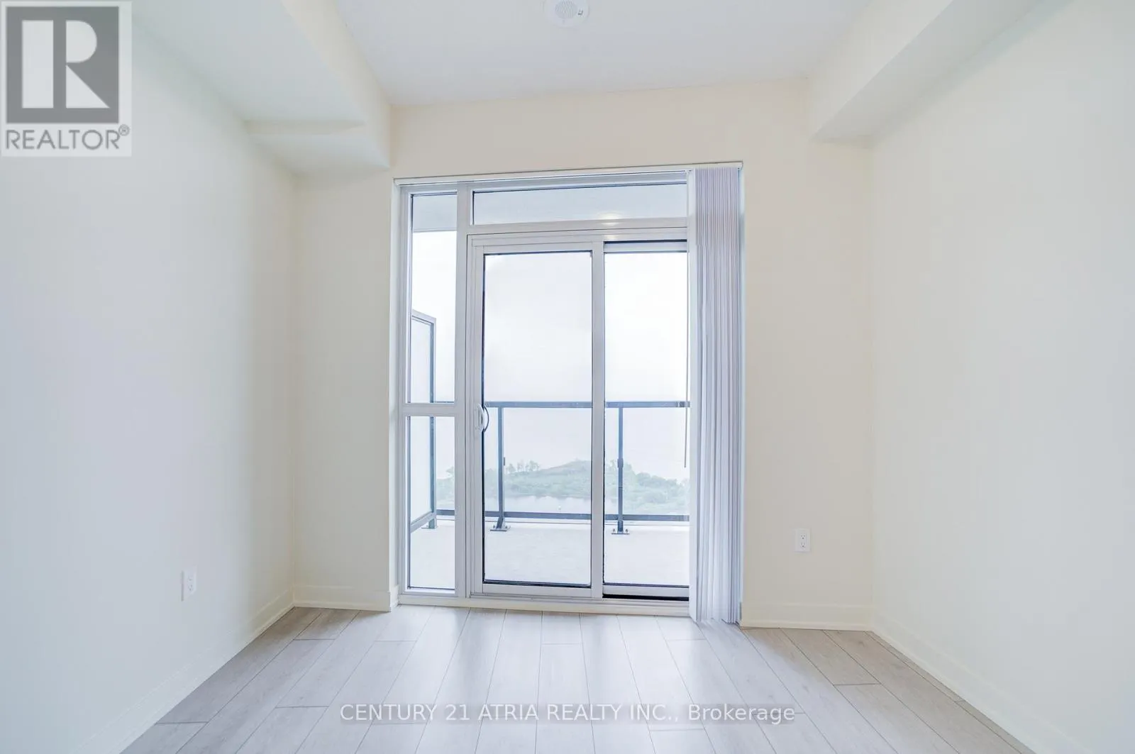 3903 - 38 ANNIE CRAIG DRIVE