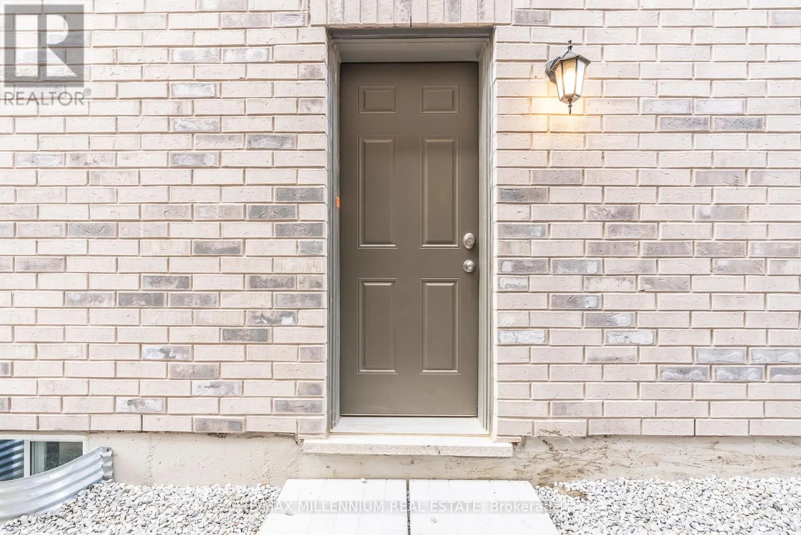 14 CLOUDBERRY STREET